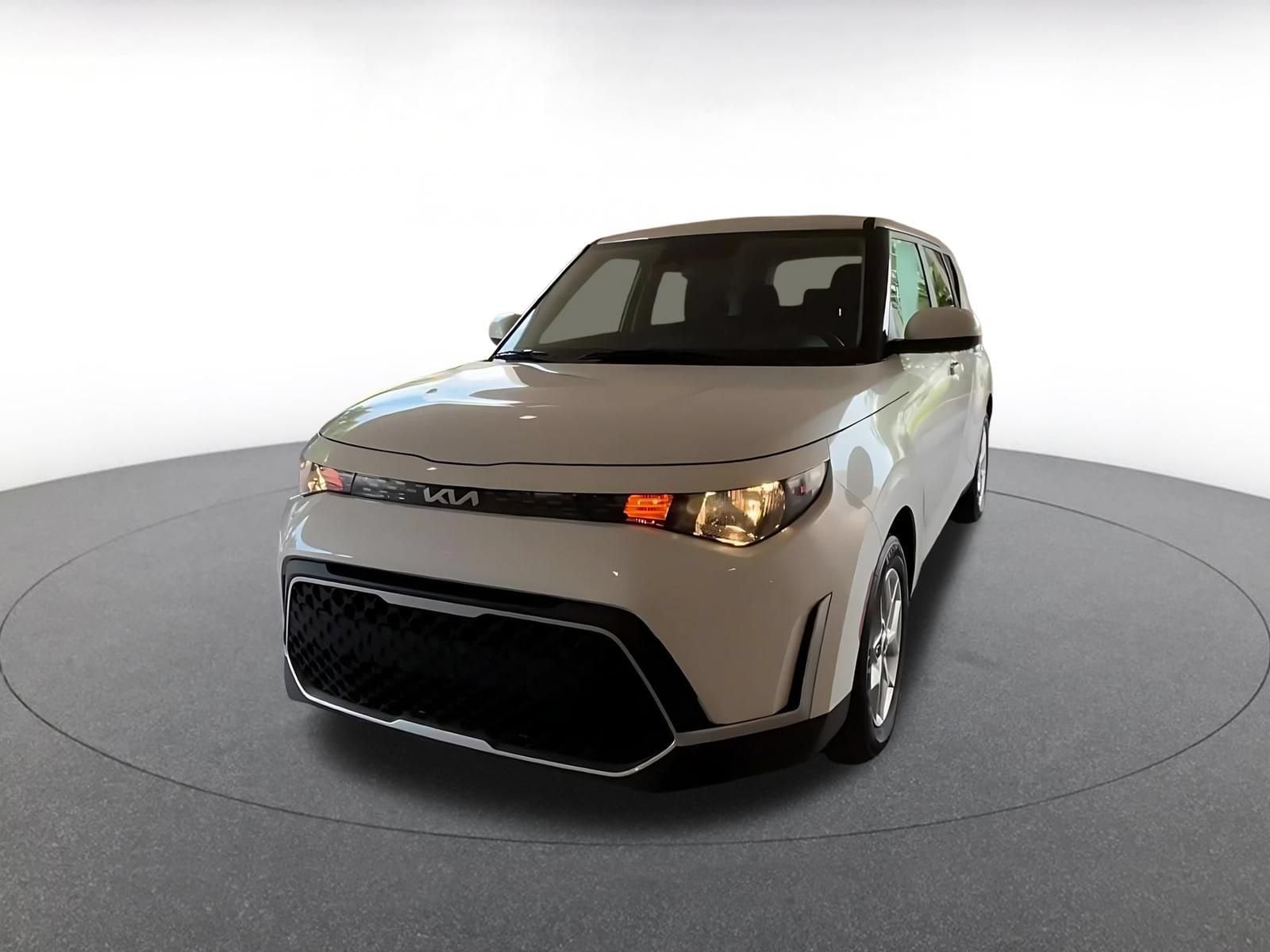 Thumbnail: 2025 Kia Soul - 4