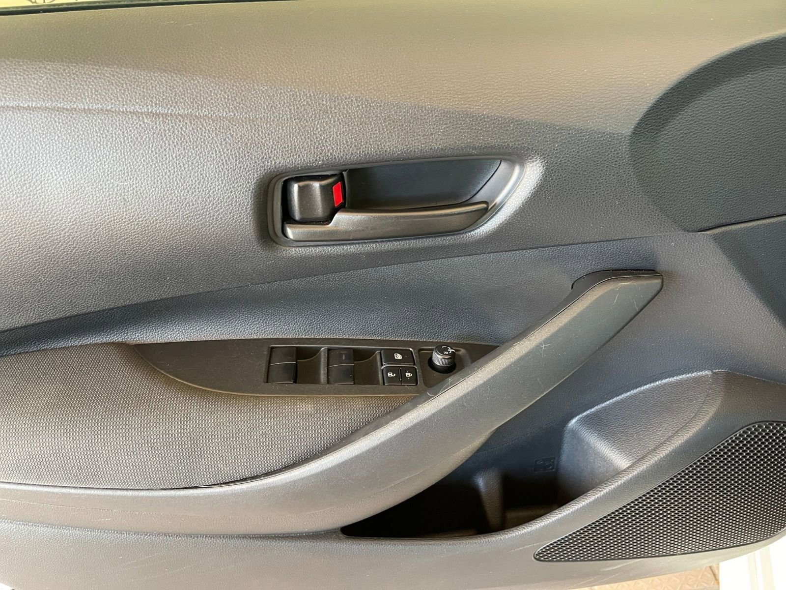 Thumbnail: 2025 Toyota Corolla - 20