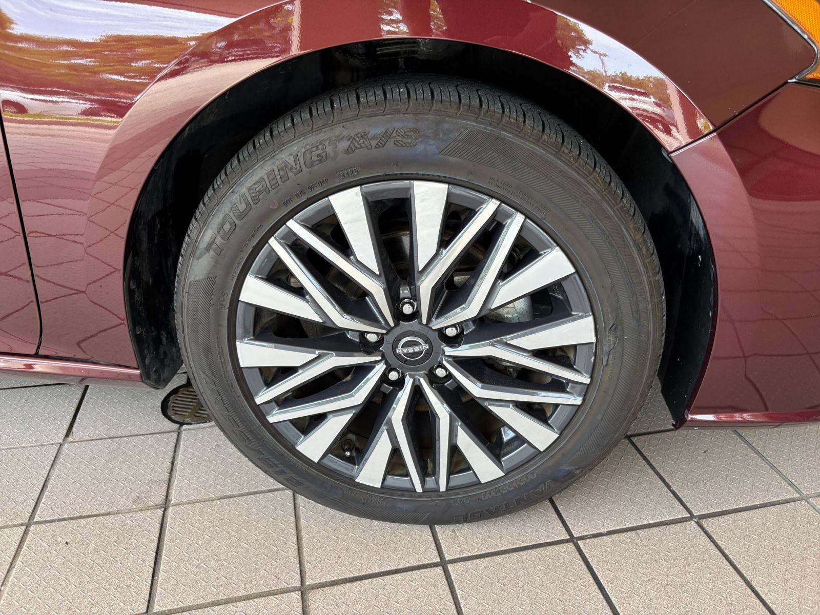 2025 Nissan Altima SV - Photo 30