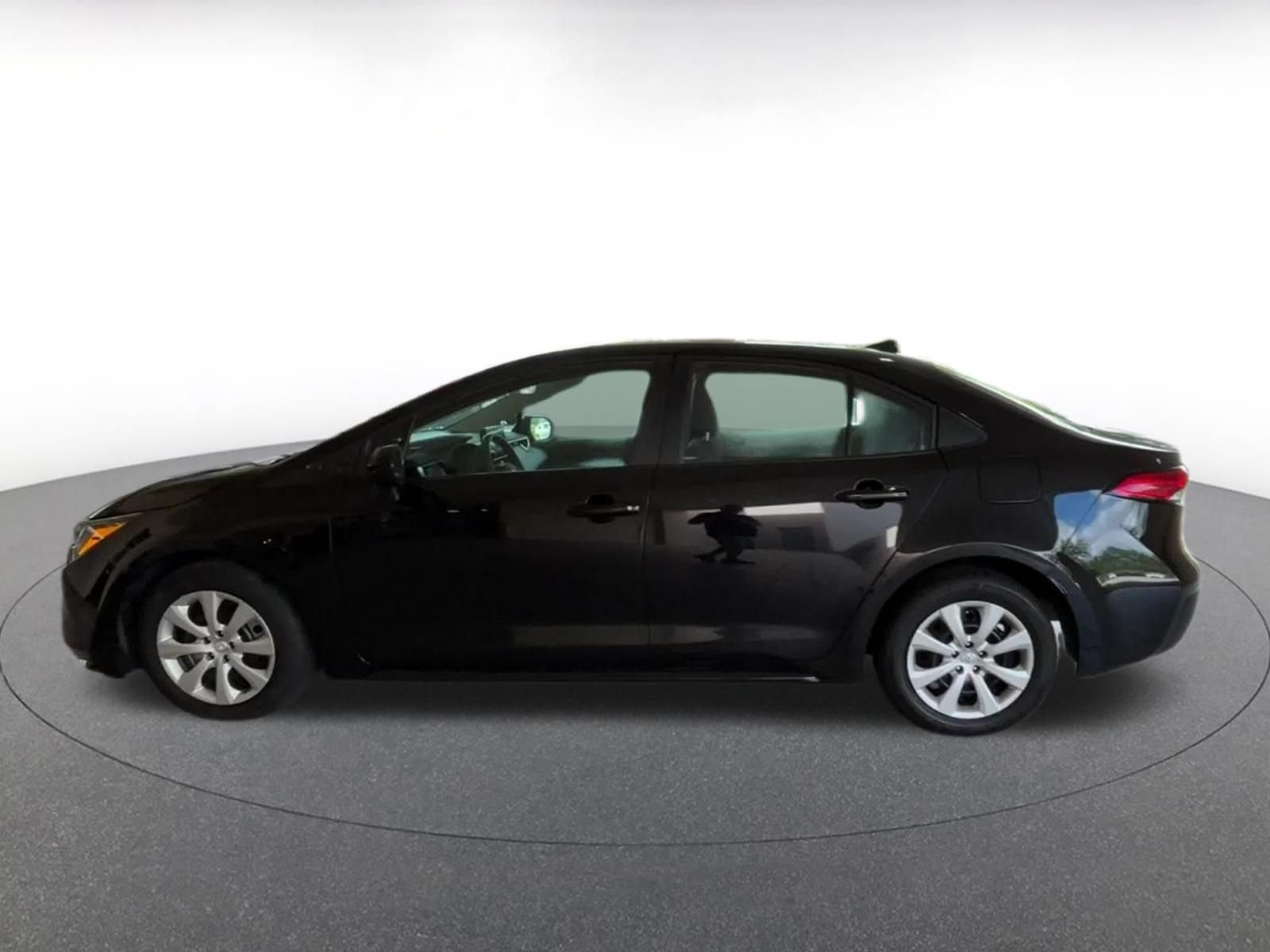 Thumbnail: 2025 Toyota Corolla - 8
