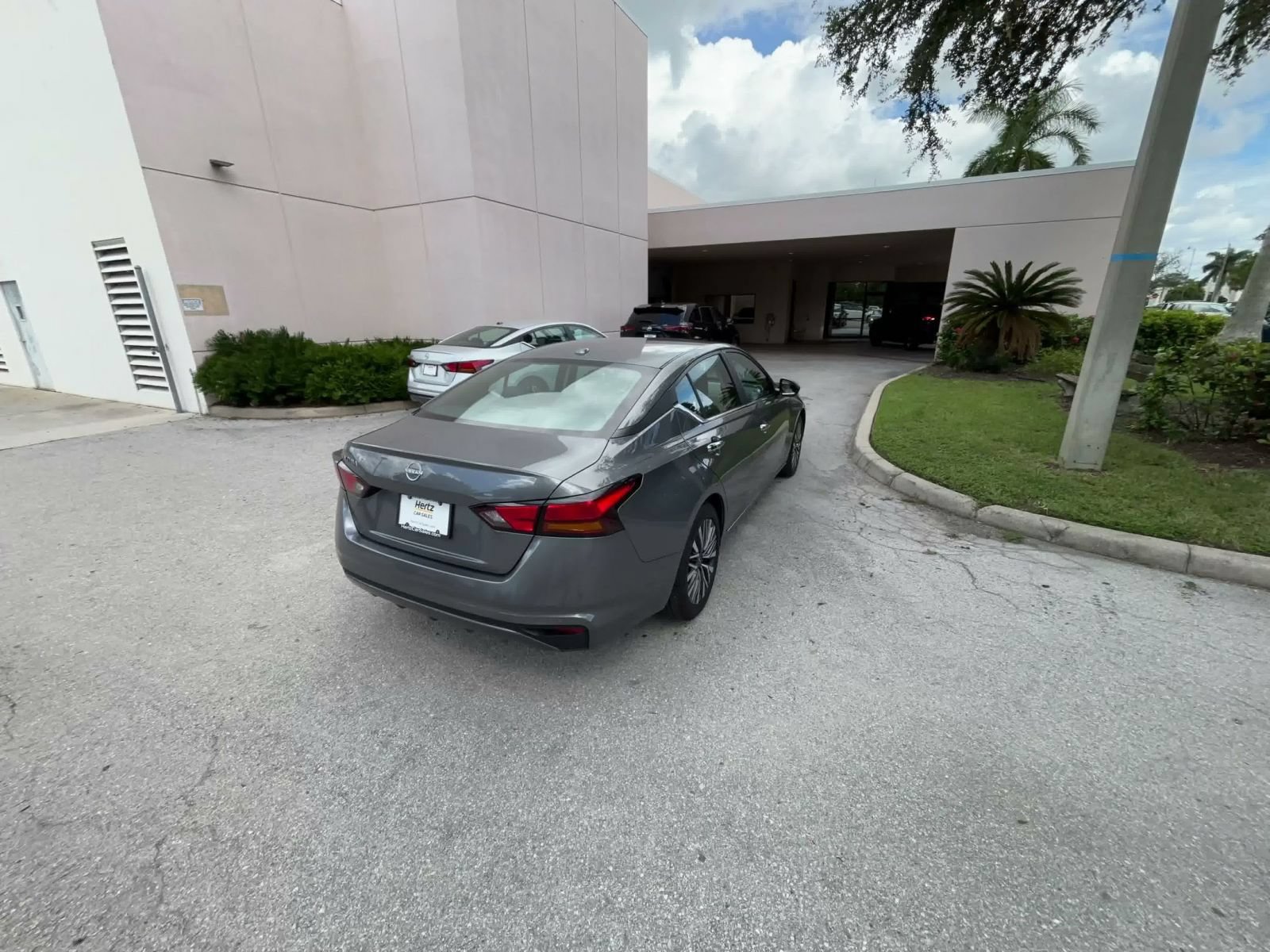 Thumbnail: 2025 Nissan Altima - 14