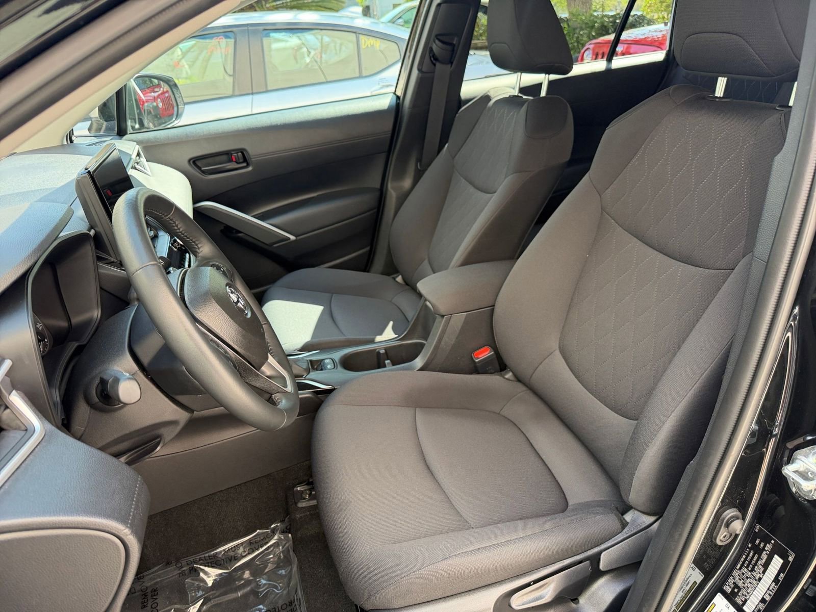 Thumbnail: 2025 Toyota Corolla Cross - 22