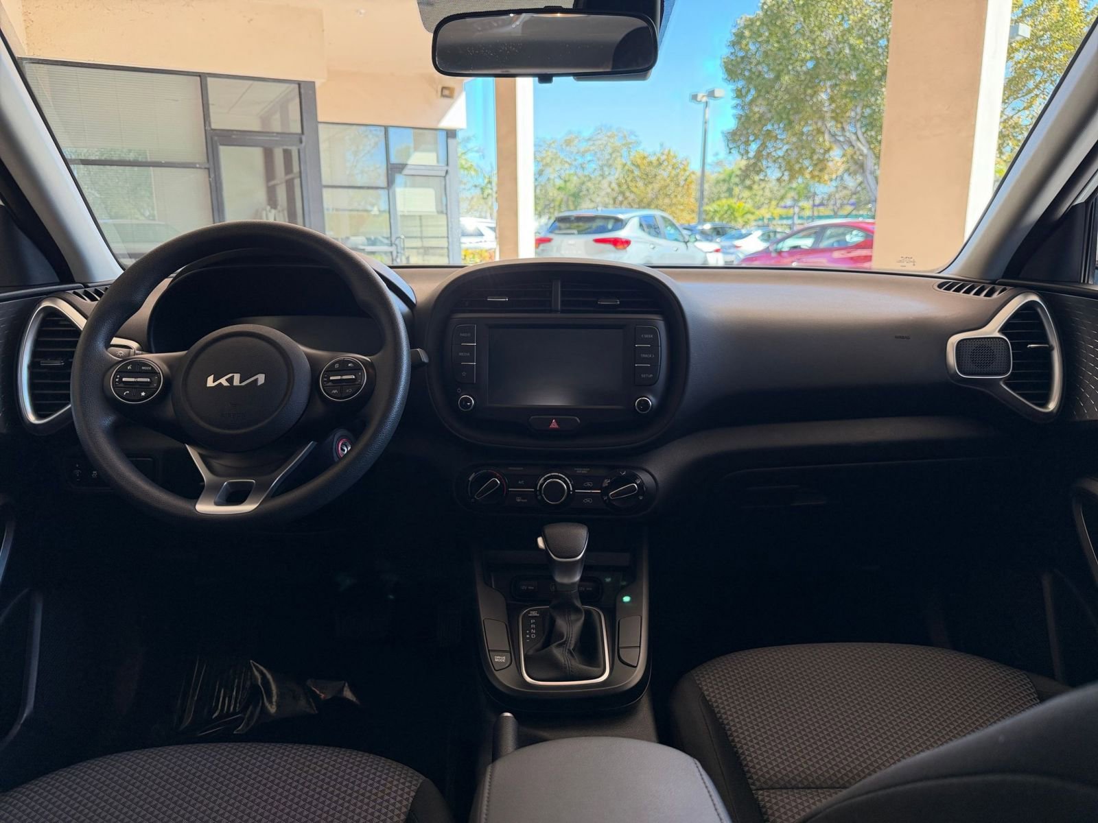 Thumbnail: 2025 Kia Soul - 28