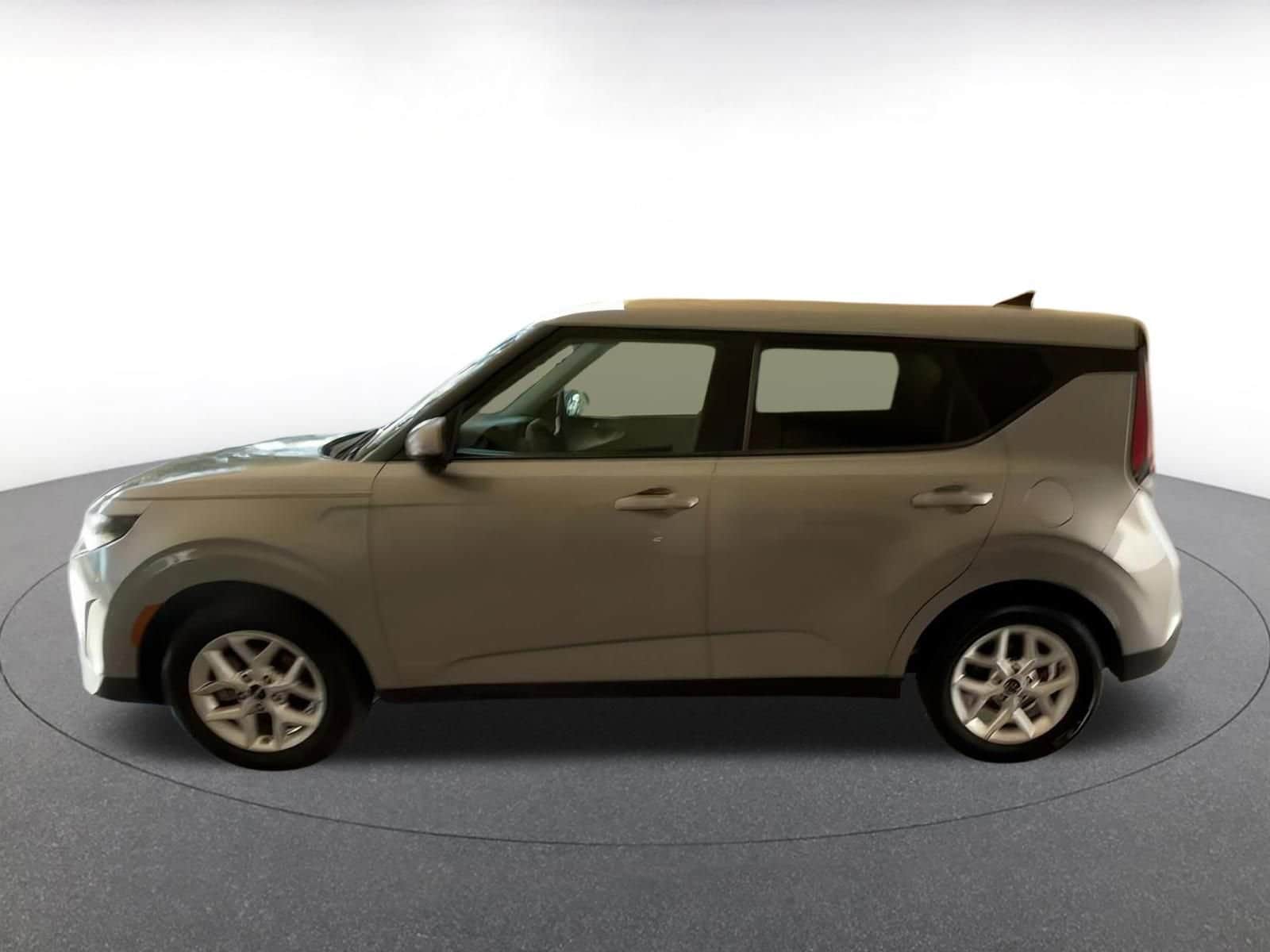Thumbnail: 2025 Kia Soul - 9