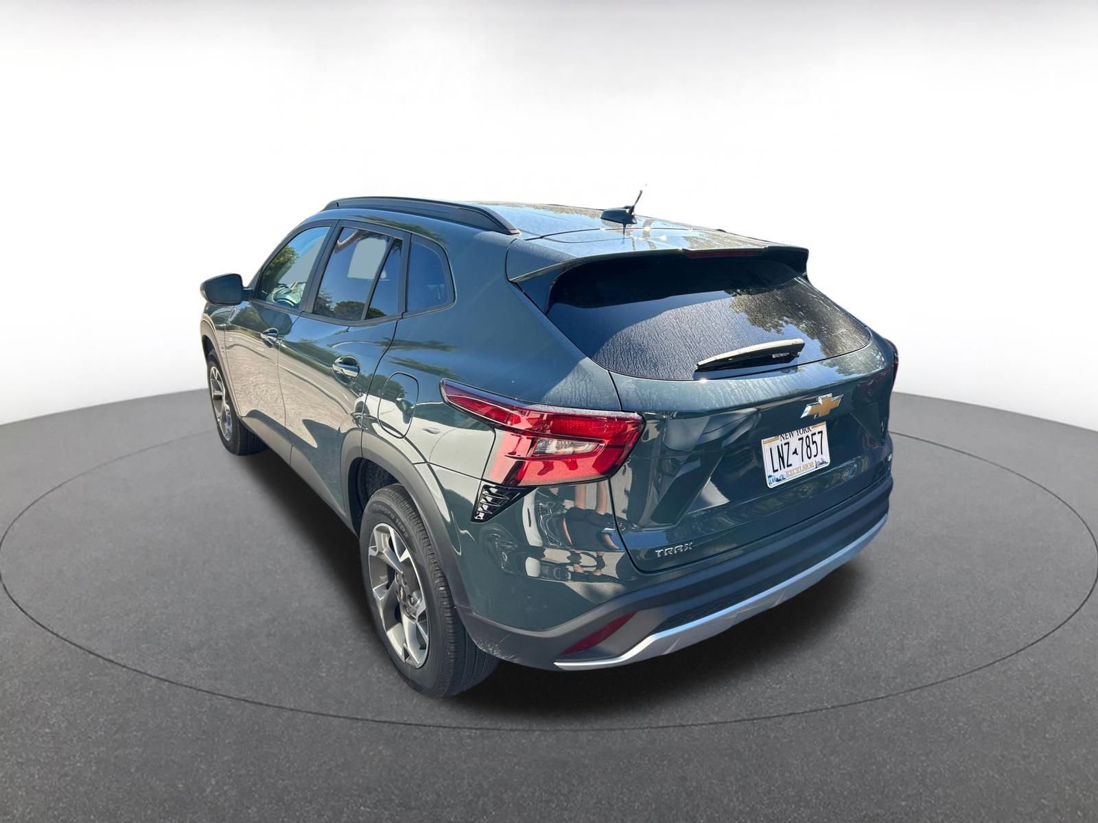 Thumbnail: 2025 Chevrolet Trax - 14