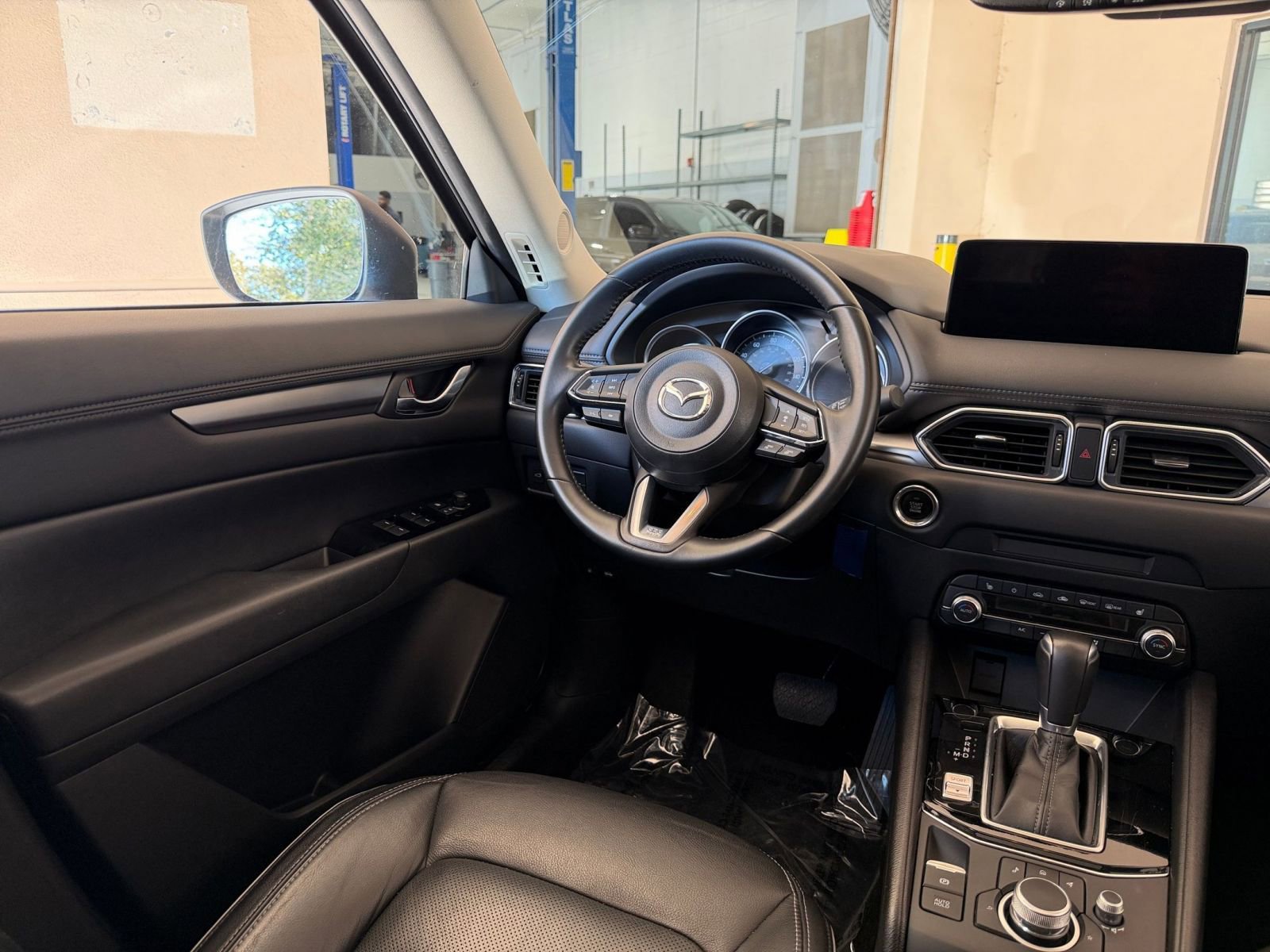 Thumbnail: 2025 Mazda CX-5 - 31