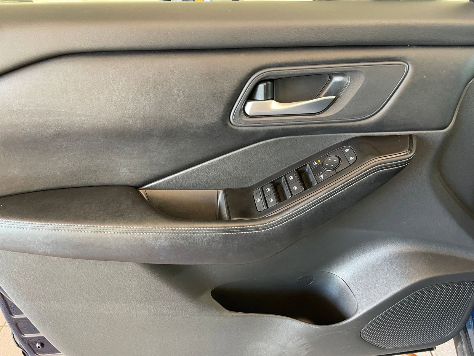 Thumbnail: 2025 Nissan Rogue - 18