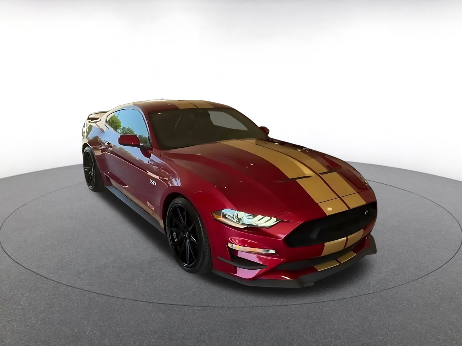 Thumbnail: 2022 Ford Mustang - 3