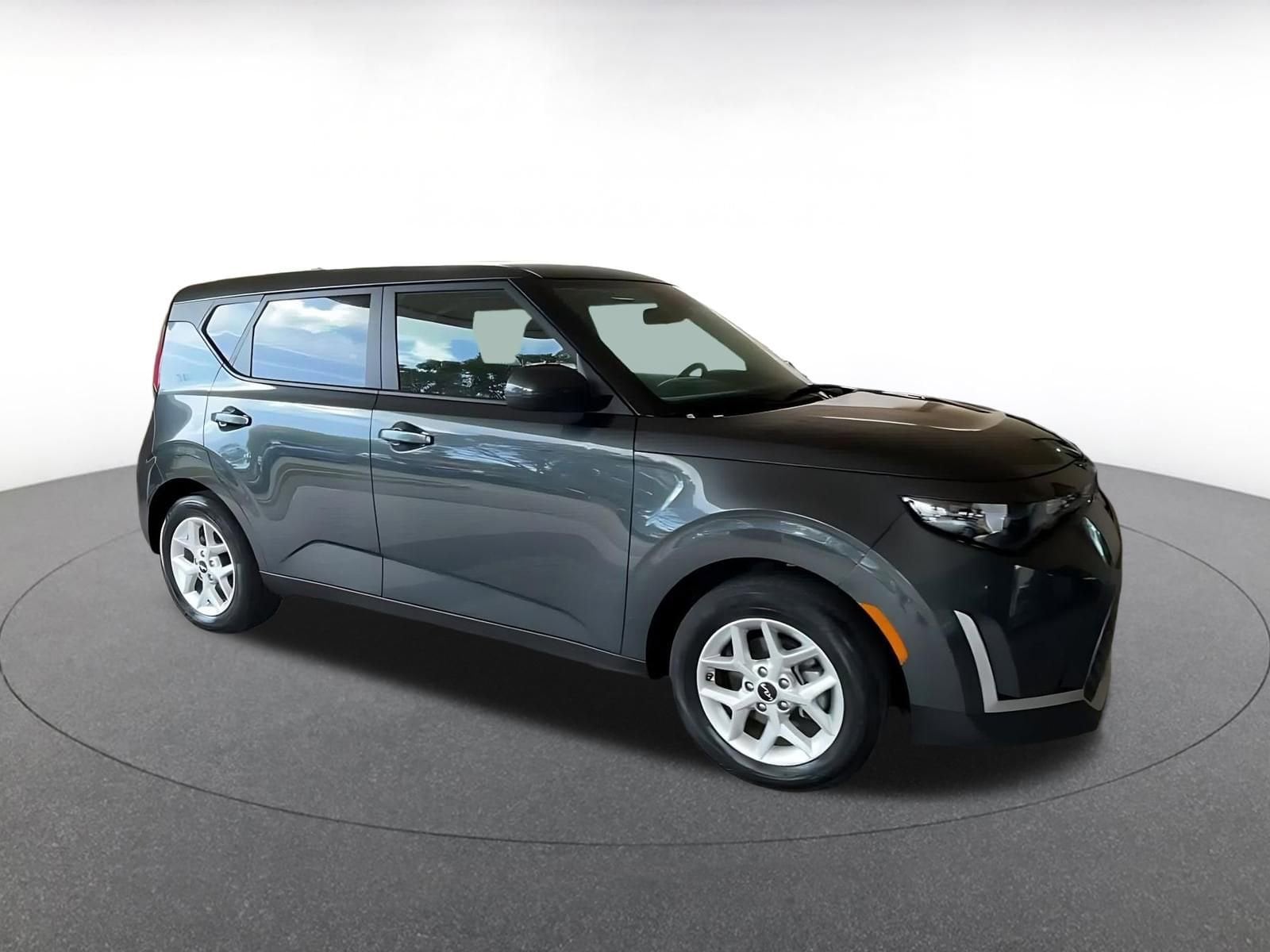 Thumbnail: 2025 Kia Soul - 2