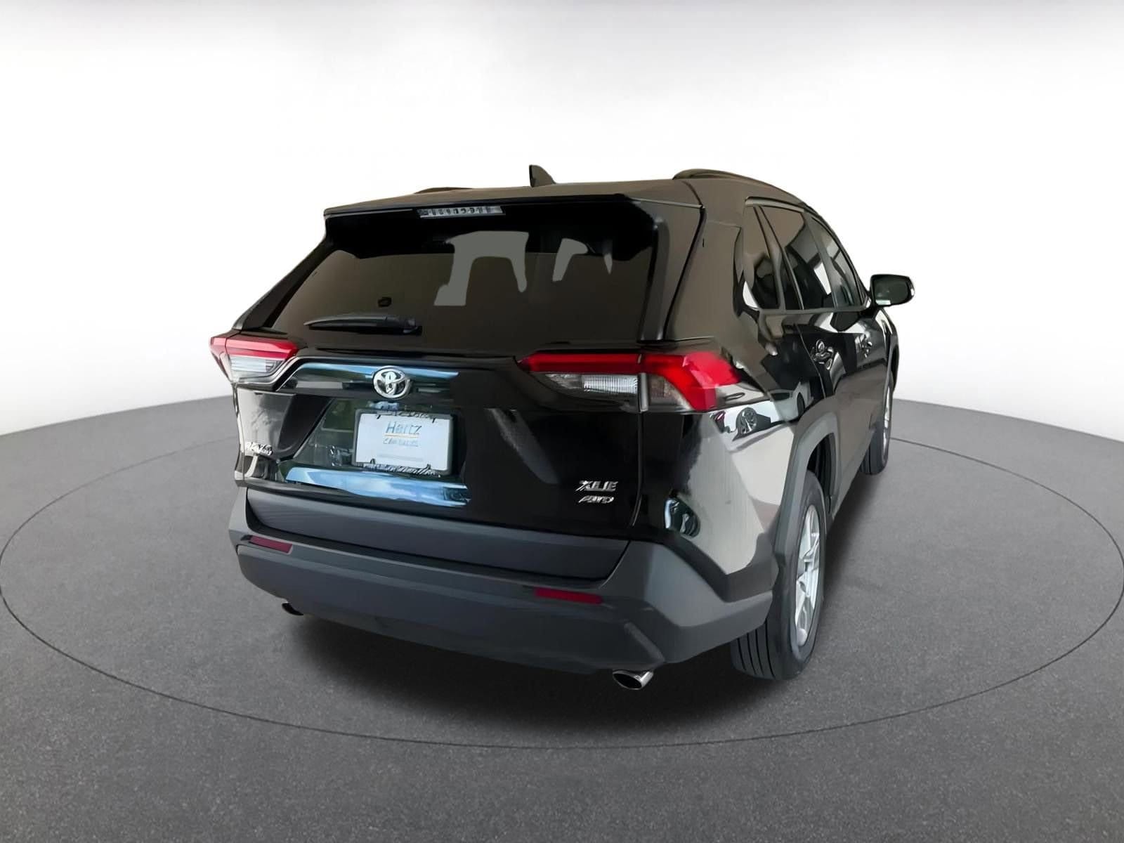 Thumbnail: 2025 Toyota RAV4 - 14