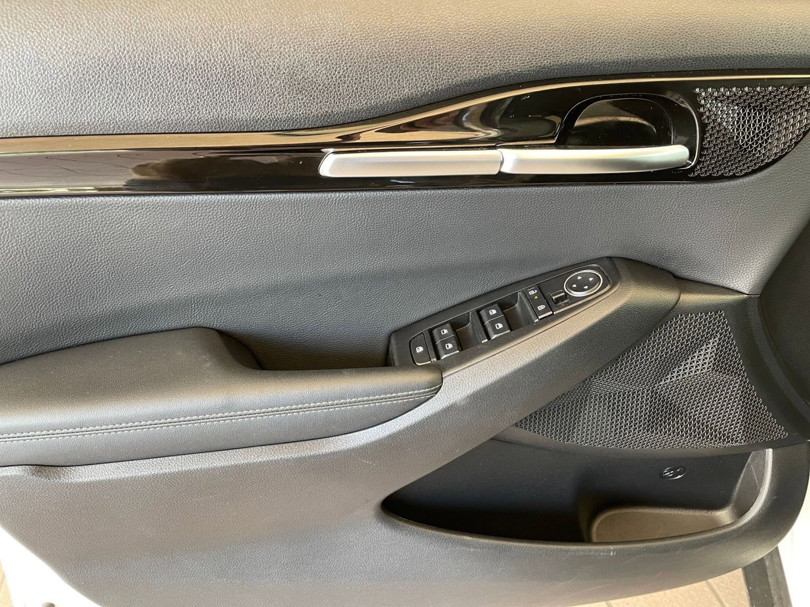 Thumbnail: 2025 Kia Seltos - 21