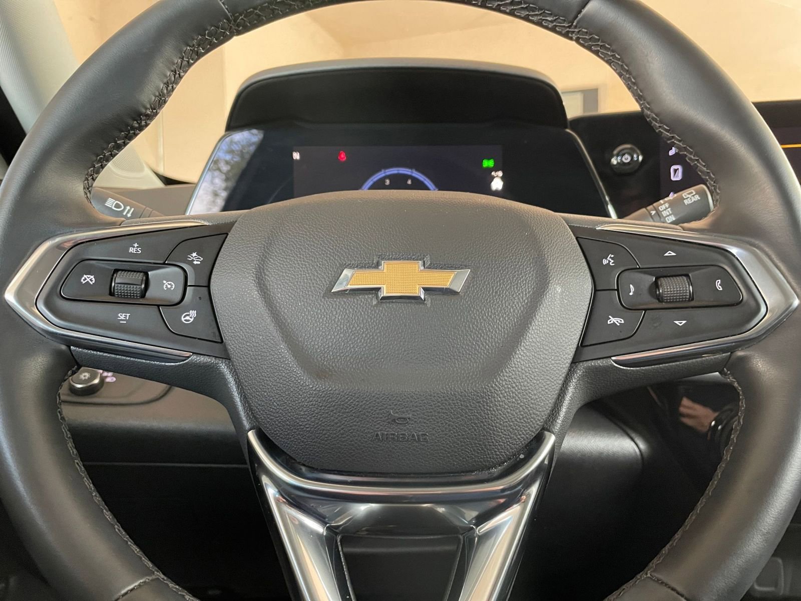 Thumbnail: 2025 Chevrolet Trax - 27