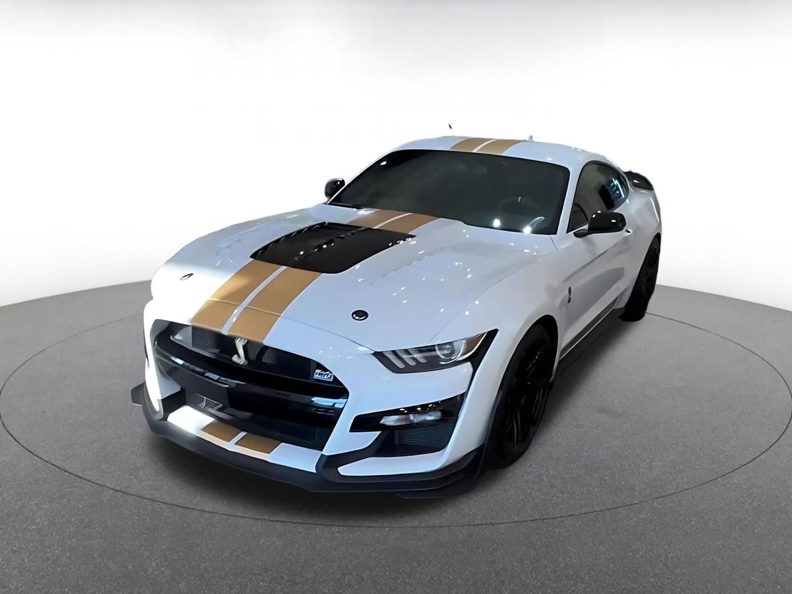 Thumbnail: 2022 Ford Mustang - 7