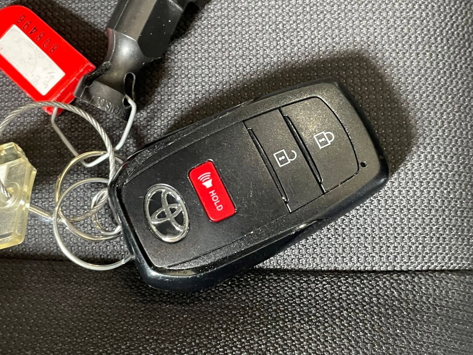 Thumbnail: 2025 Toyota Corolla Cross - 22