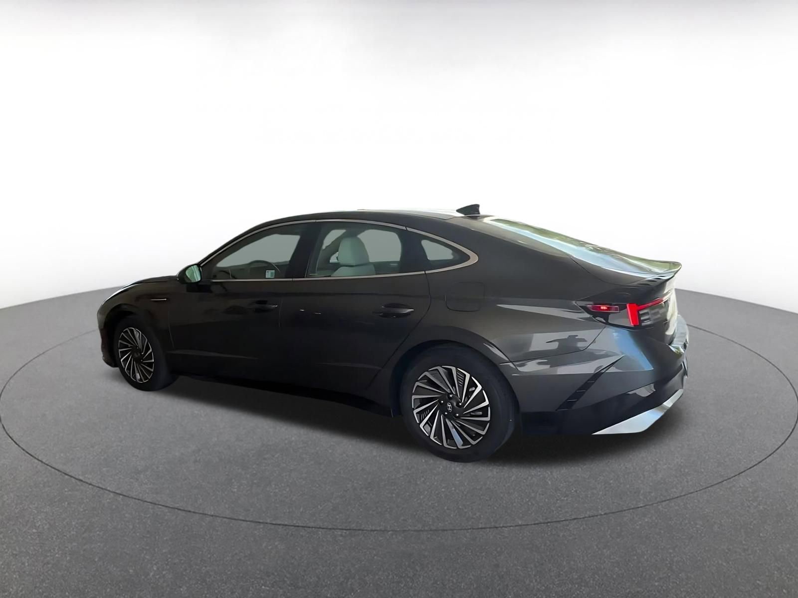 Thumbnail: 2025 Hyundai Sonata - 10