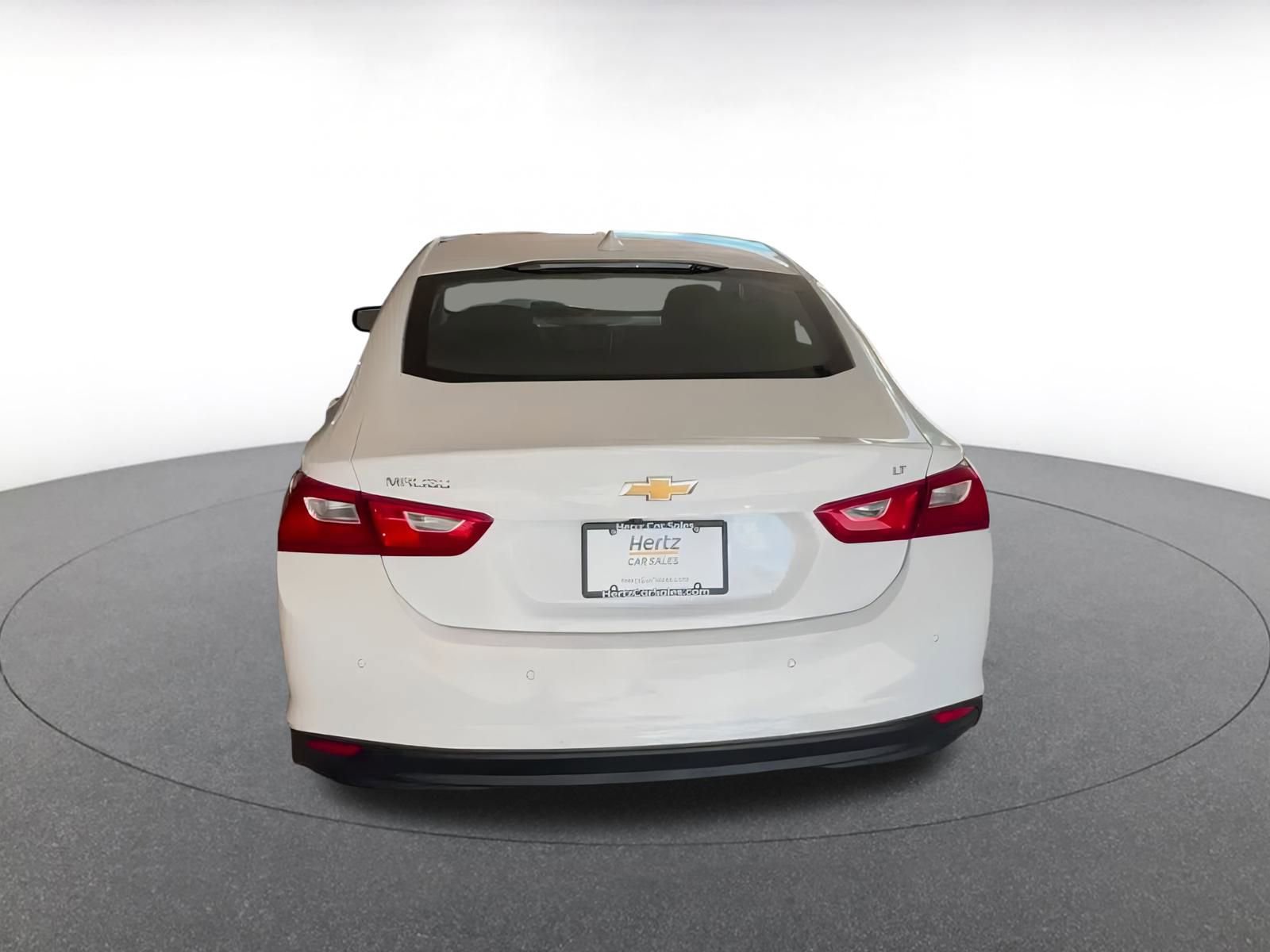 Thumbnail: 2024 Chevrolet Malibu - 12