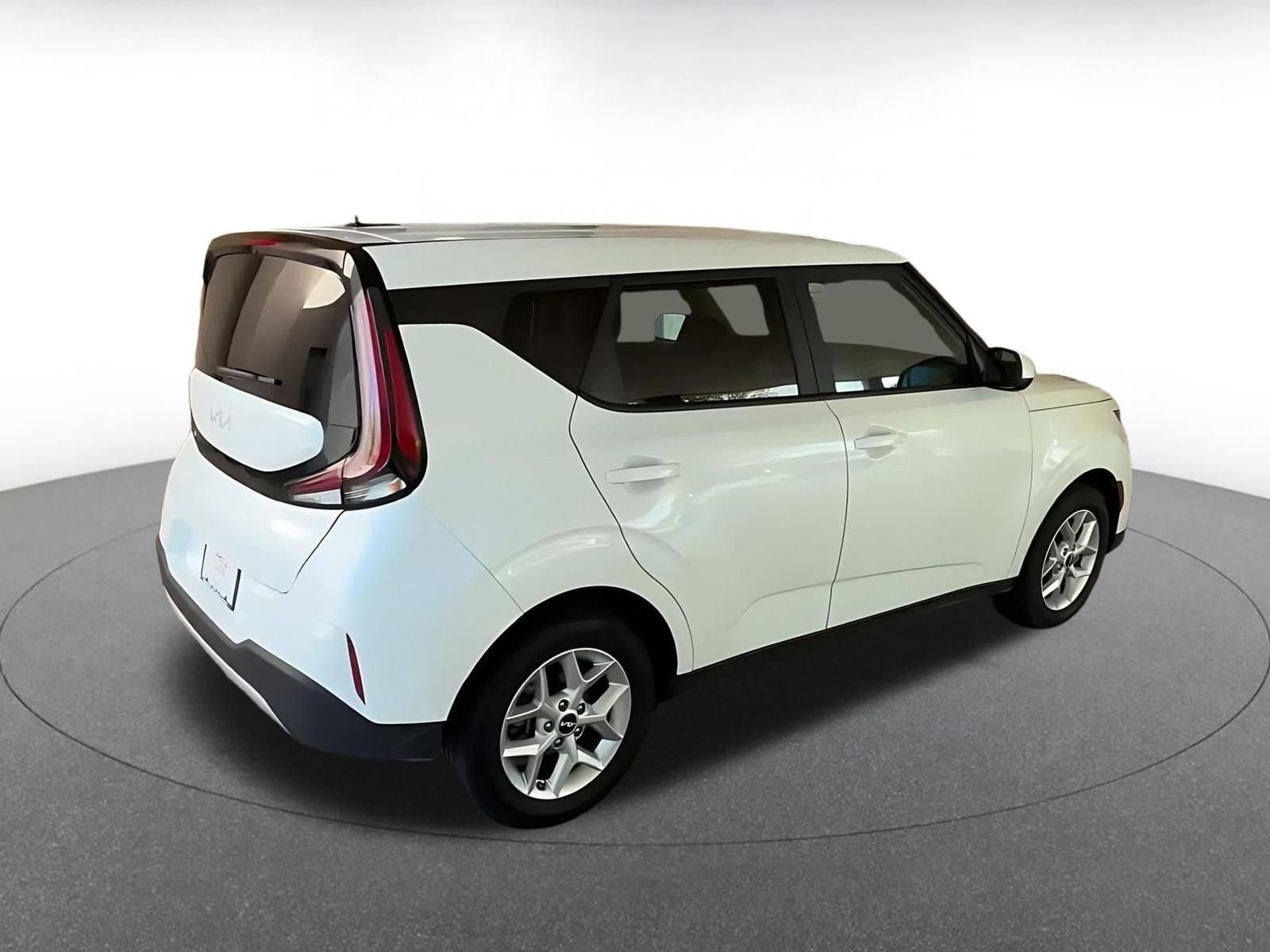 Thumbnail: 2025 Kia Soul - 15