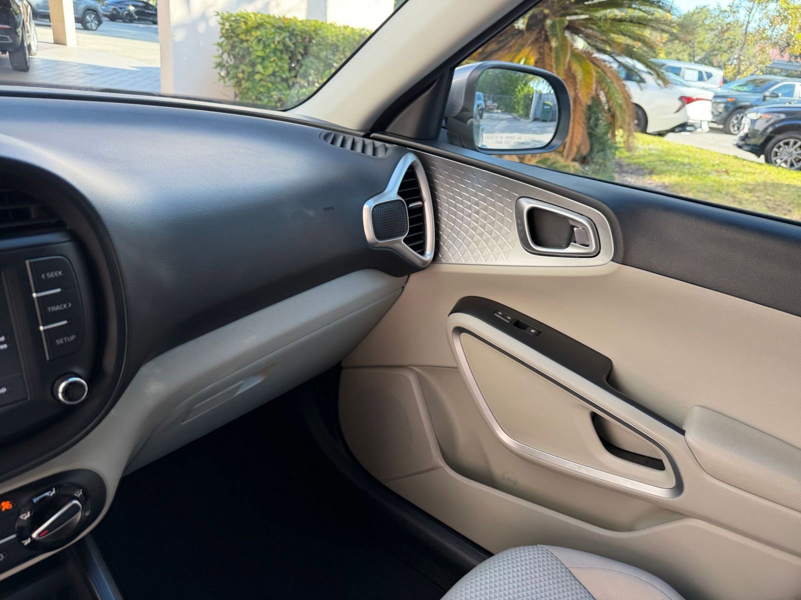 Thumbnail: 2025 Kia Soul - 29