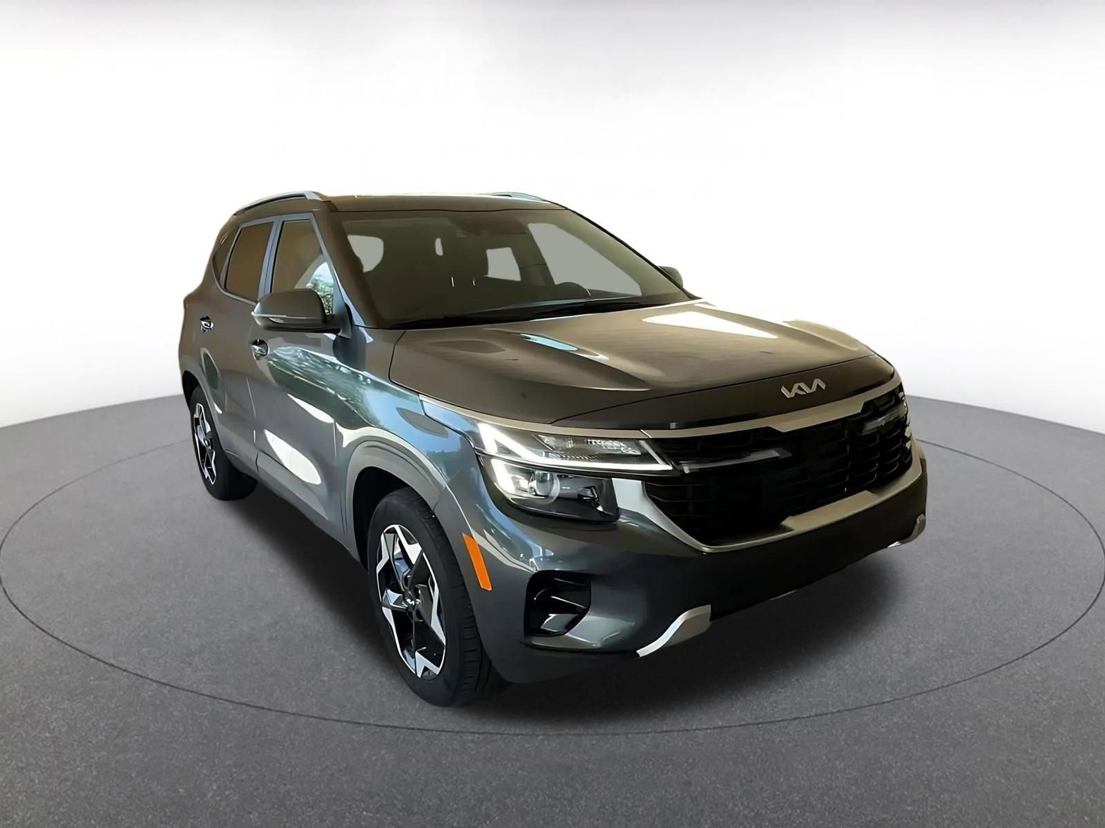 Thumbnail: 2025 Kia Seltos - 3