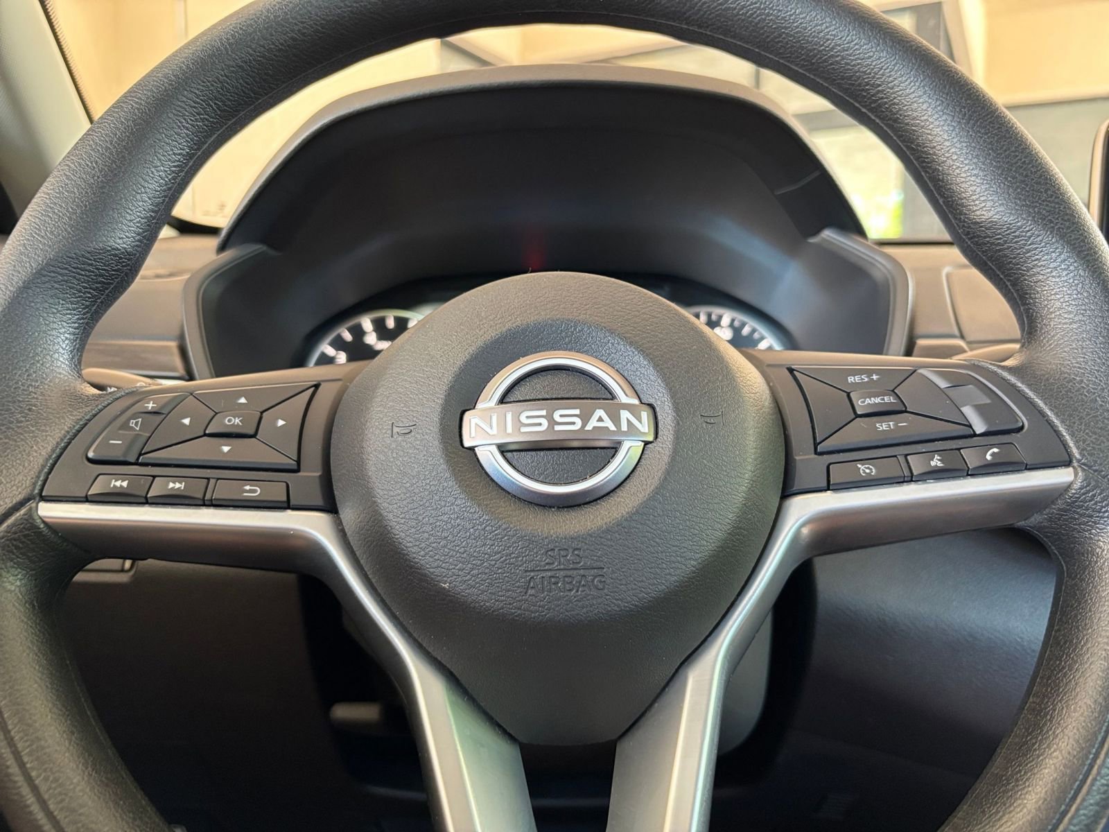 Thumbnail: 2025 Nissan Altima - 27