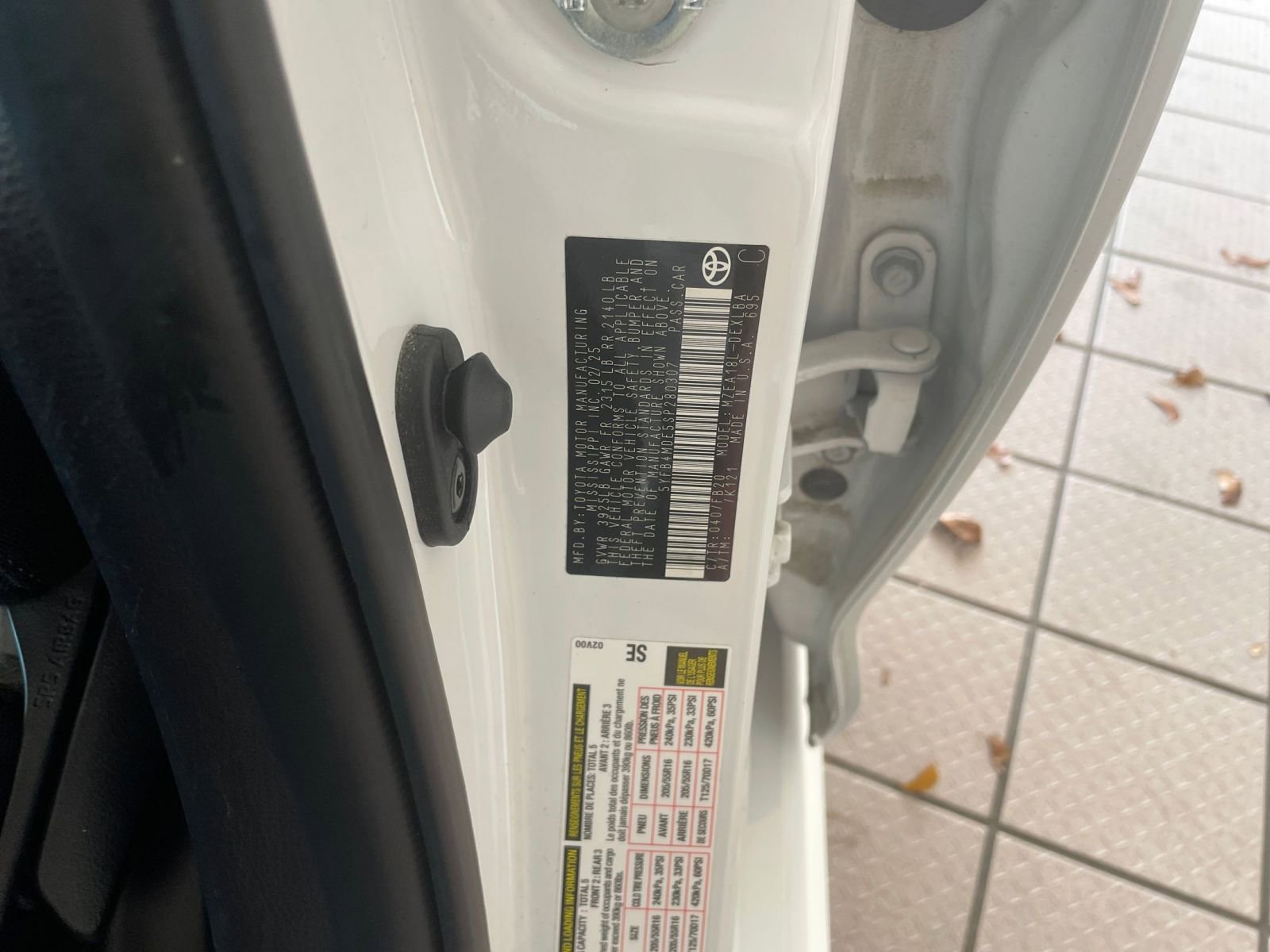 Thumbnail: 2025 Toyota Corolla - 24