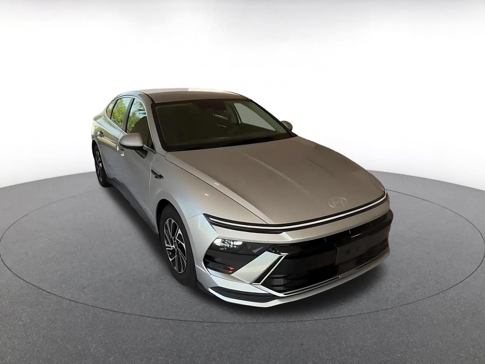 Thumbnail: 2026 Hyundai Sonata - 3