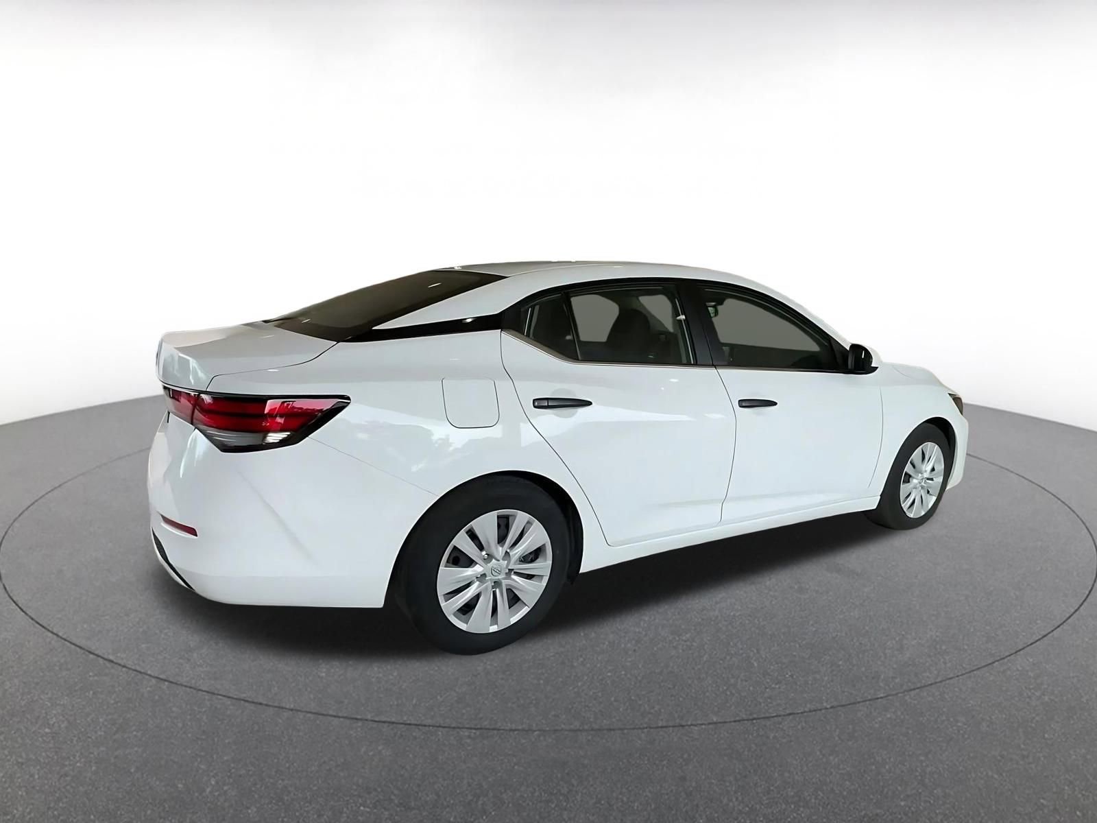 Thumbnail: 2025 Nissan Sentra - 14