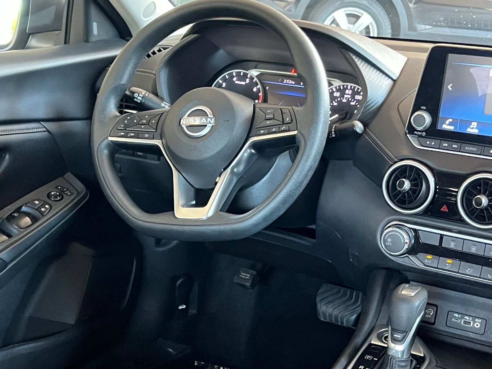 Thumbnail: 2024 Nissan Sentra - 28
