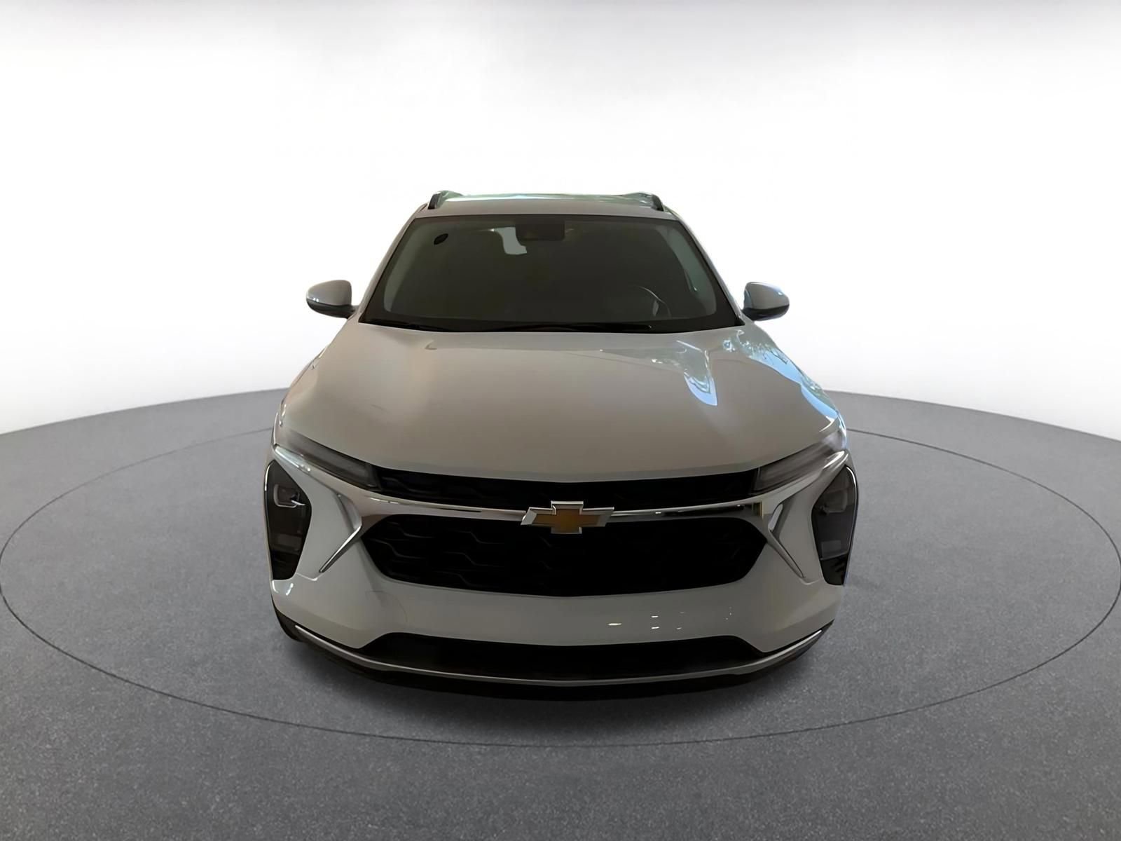 Thumbnail: 2025 Chevrolet Trax - 4