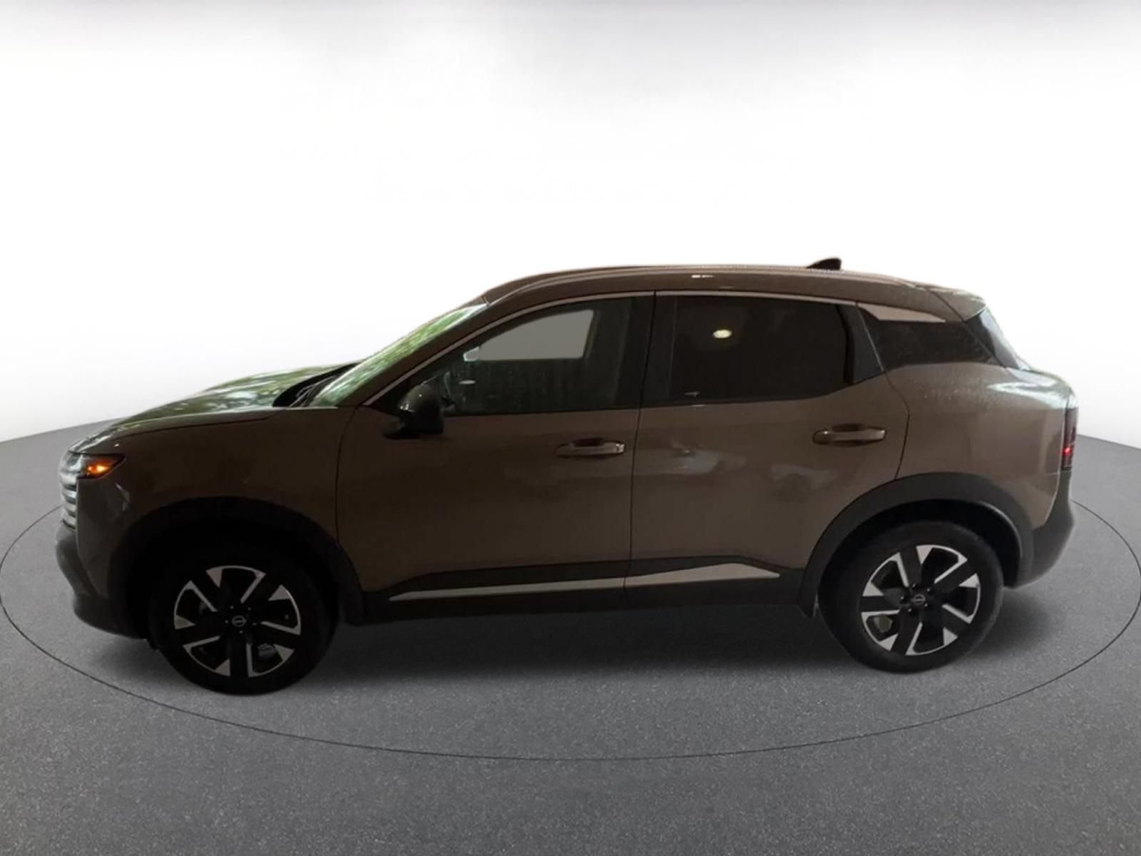 Thumbnail: 2026 Nissan Kicks - 7