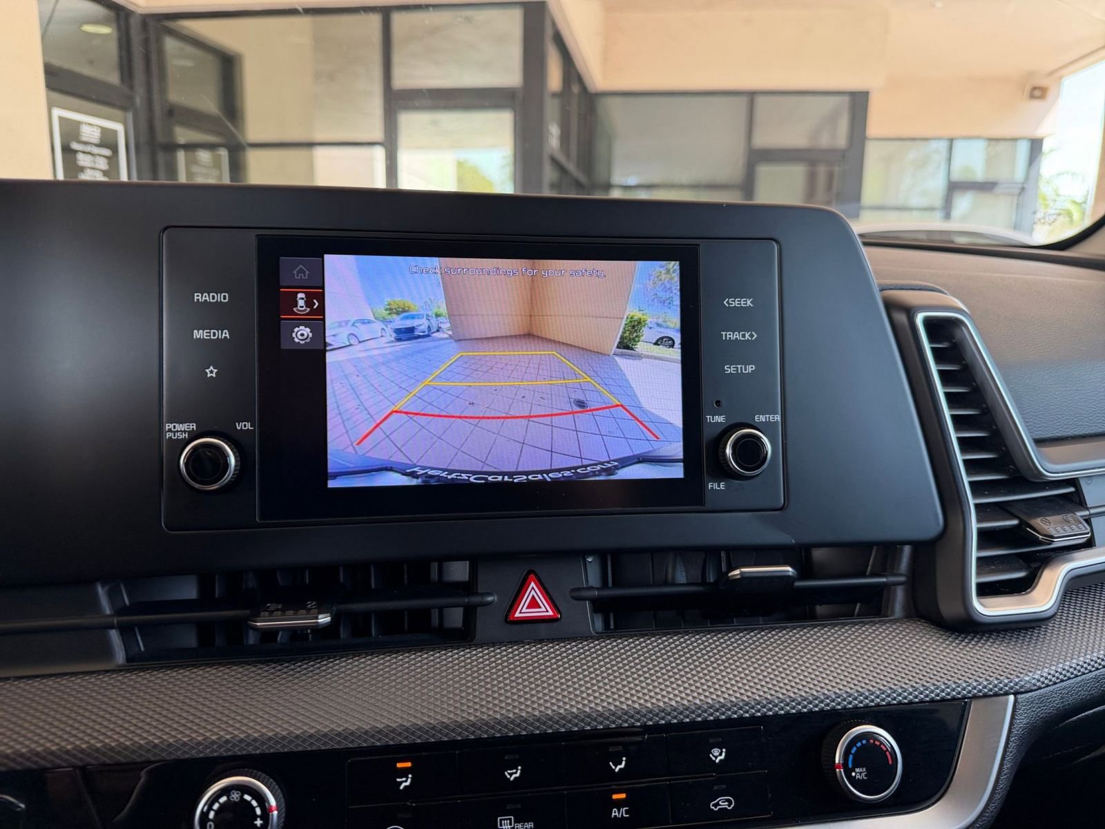 Thumbnail: 2024 Kia Sportage - 20