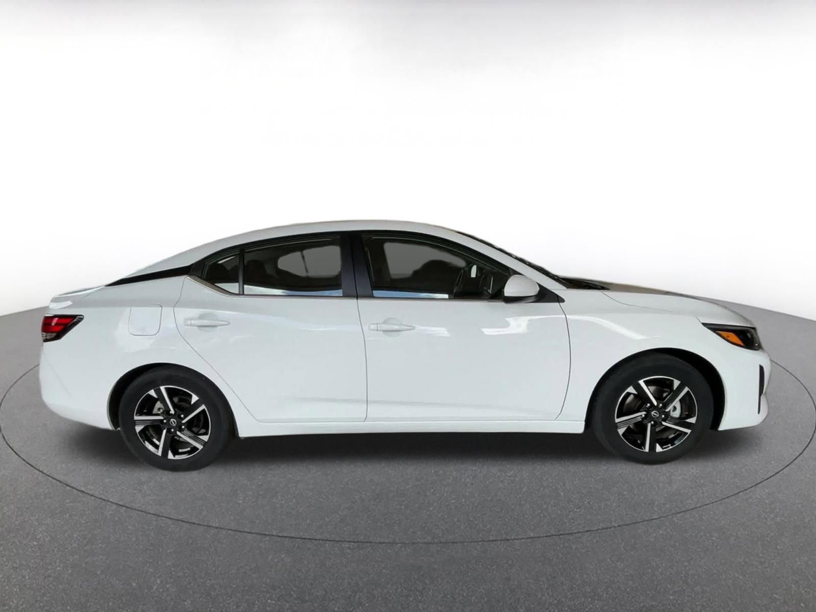 Thumbnail: 2025 Nissan Sentra - 16