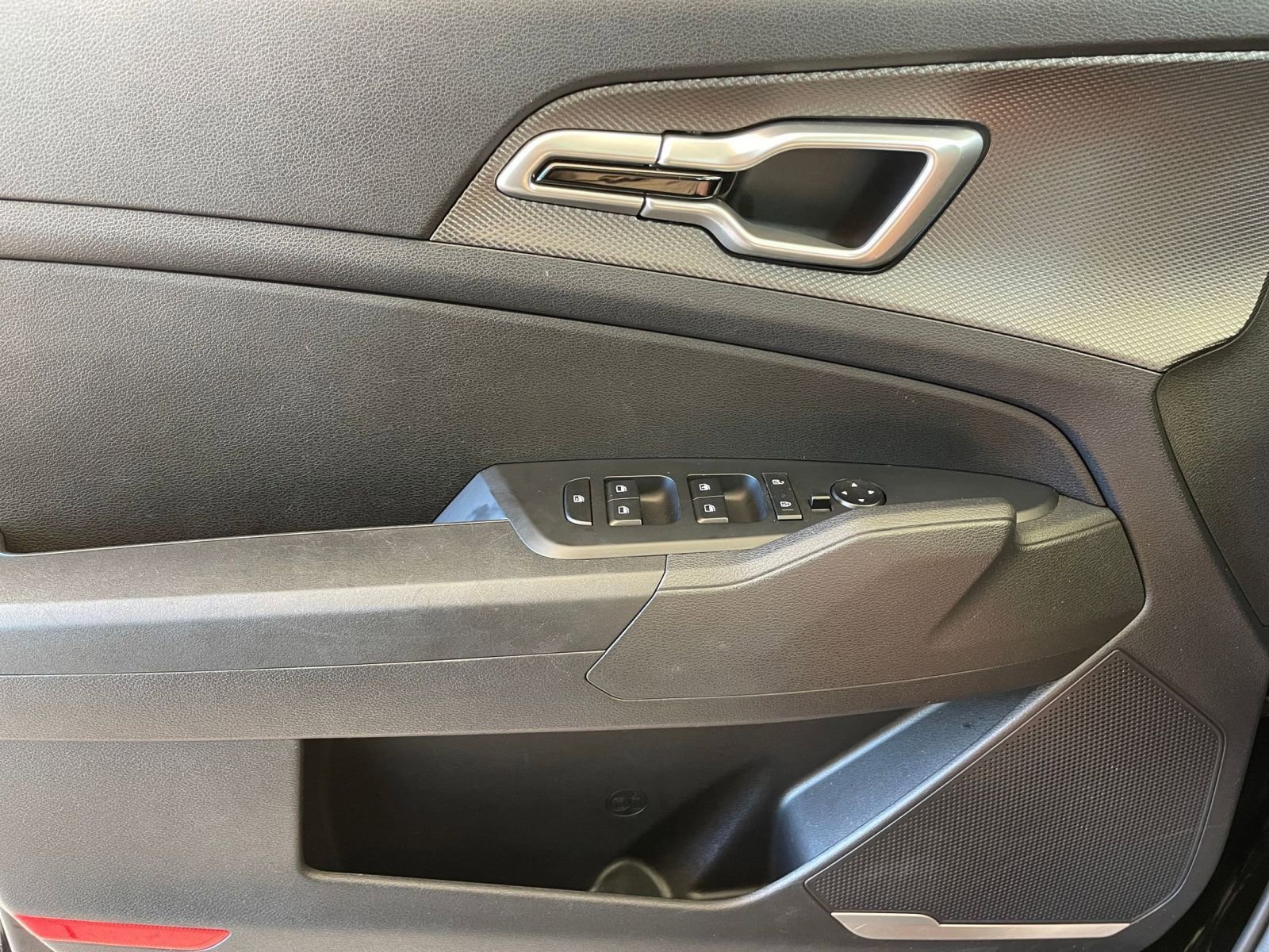 Thumbnail: 2025 Kia Sportage - 20