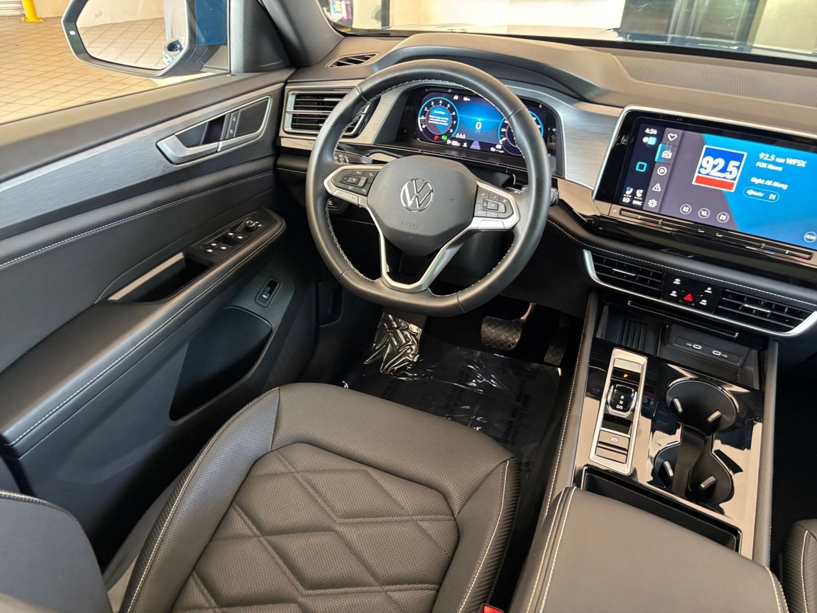 Thumbnail: 2026 Volkswagen Atlas - 31