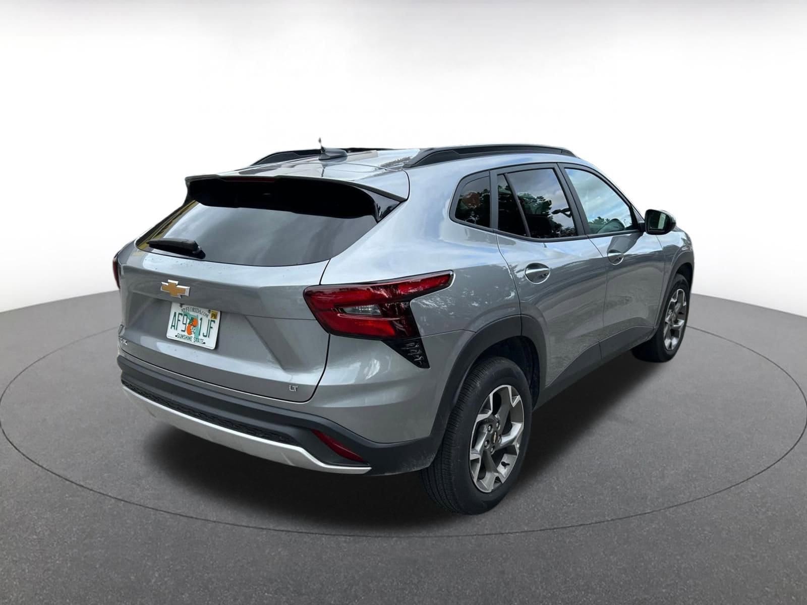 Thumbnail: 2025 Chevrolet Trax - 7