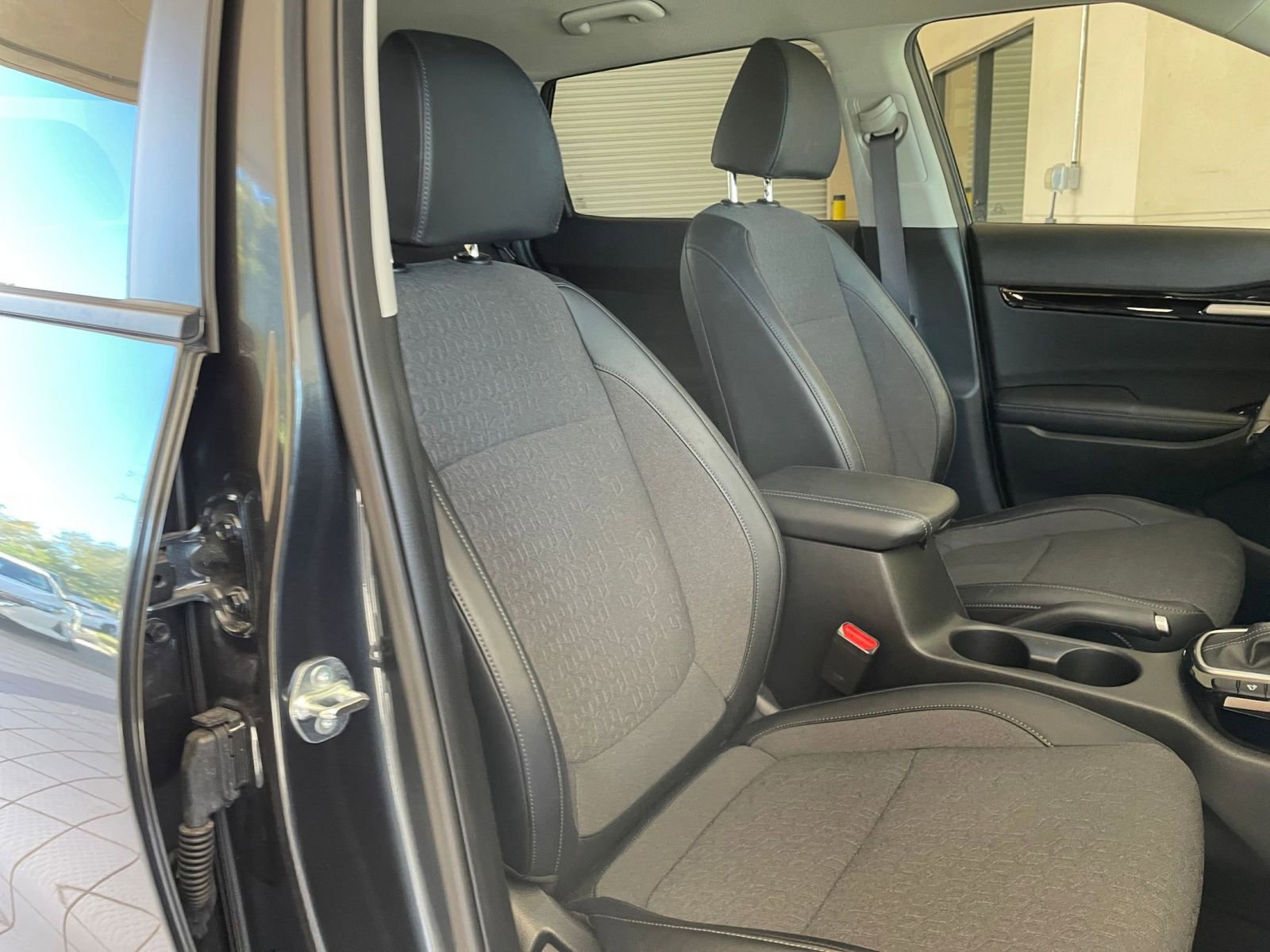 Thumbnail: 2025 Kia Seltos - 32