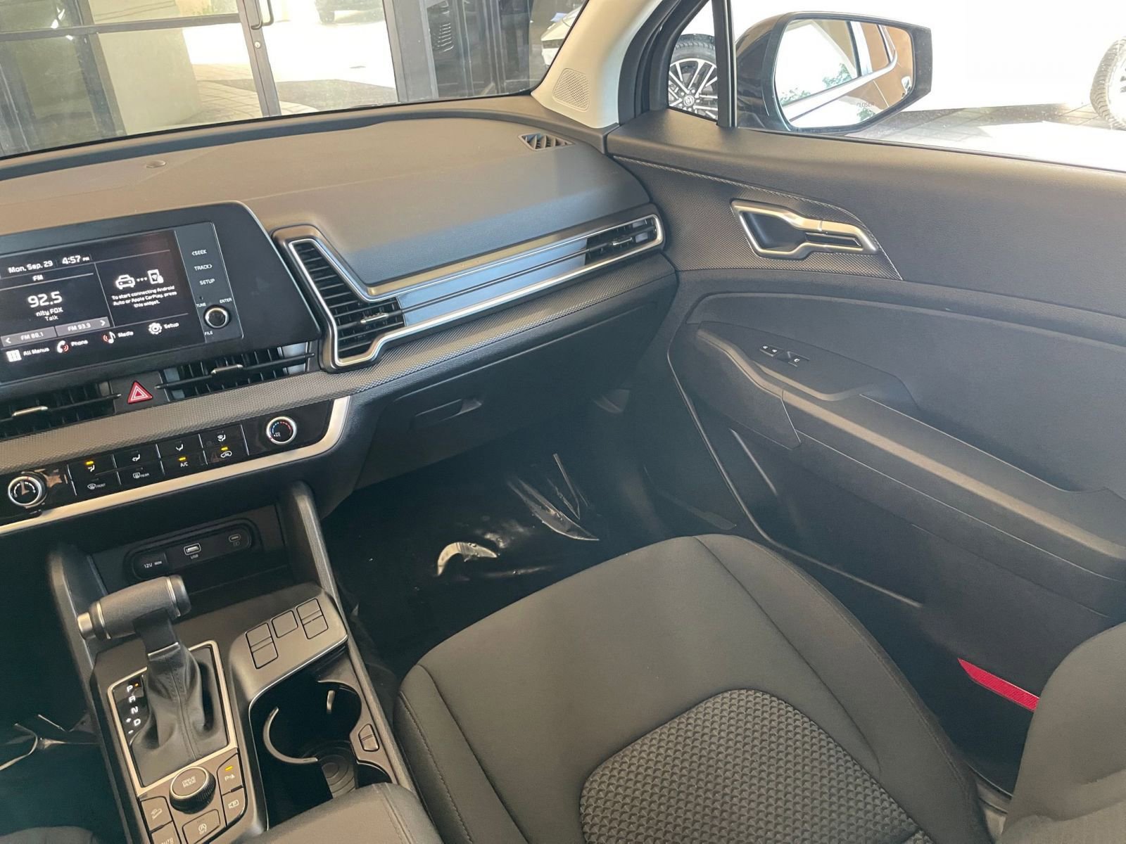 Thumbnail: 2025 Kia Sportage - 35