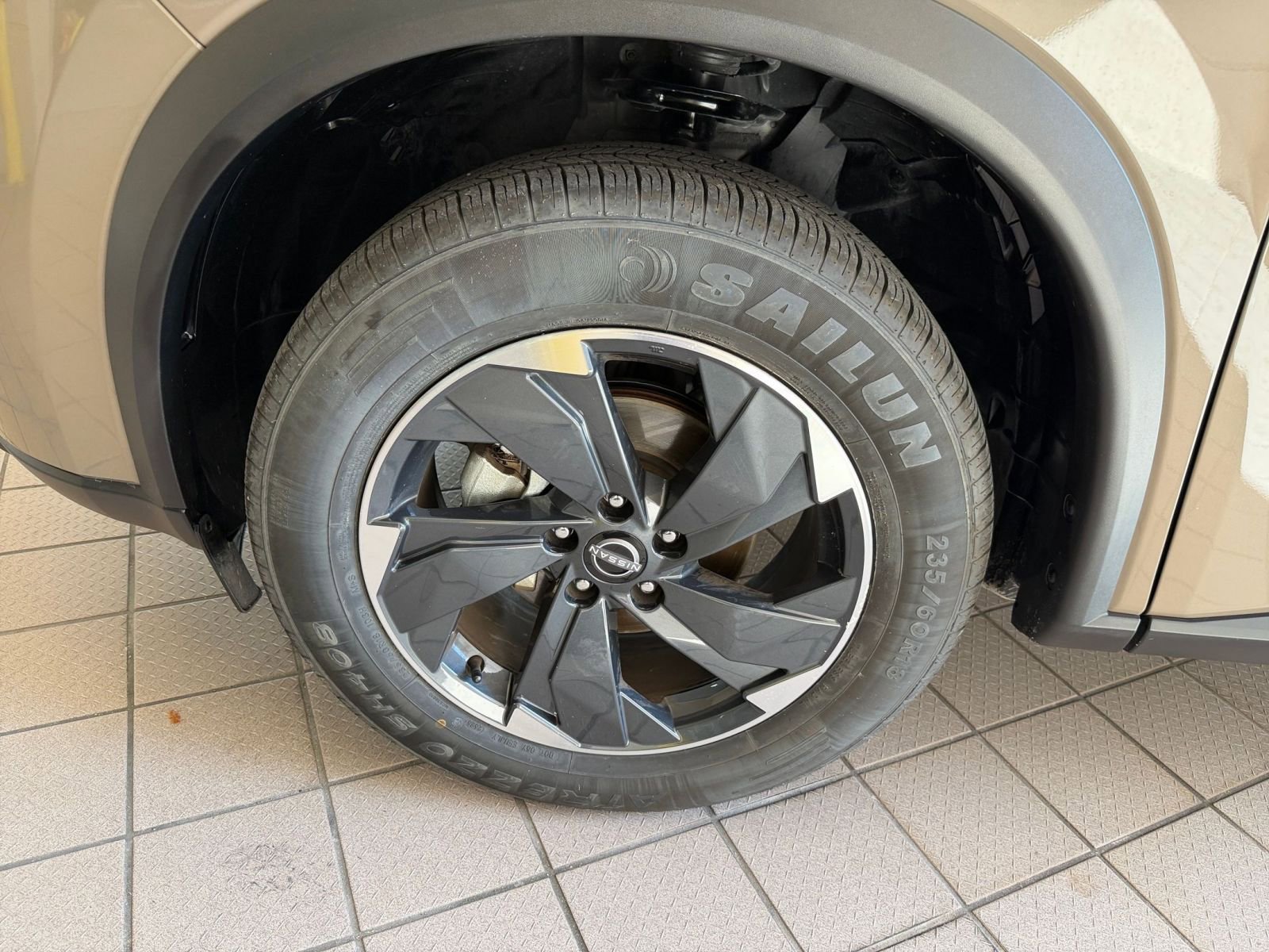 Thumbnail: 2025 Nissan Rogue - 25