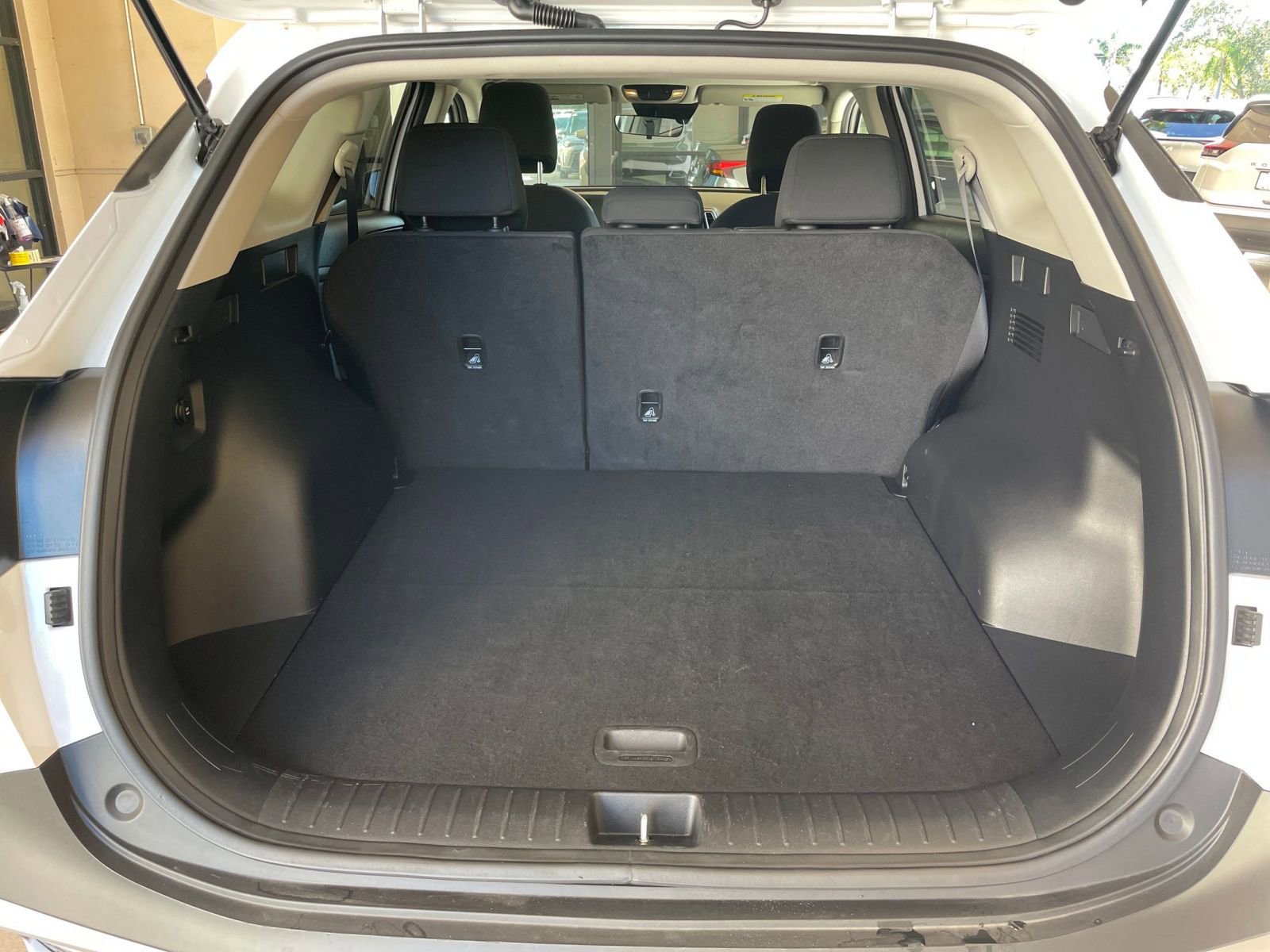 Thumbnail: 2025 Kia Sportage - 30