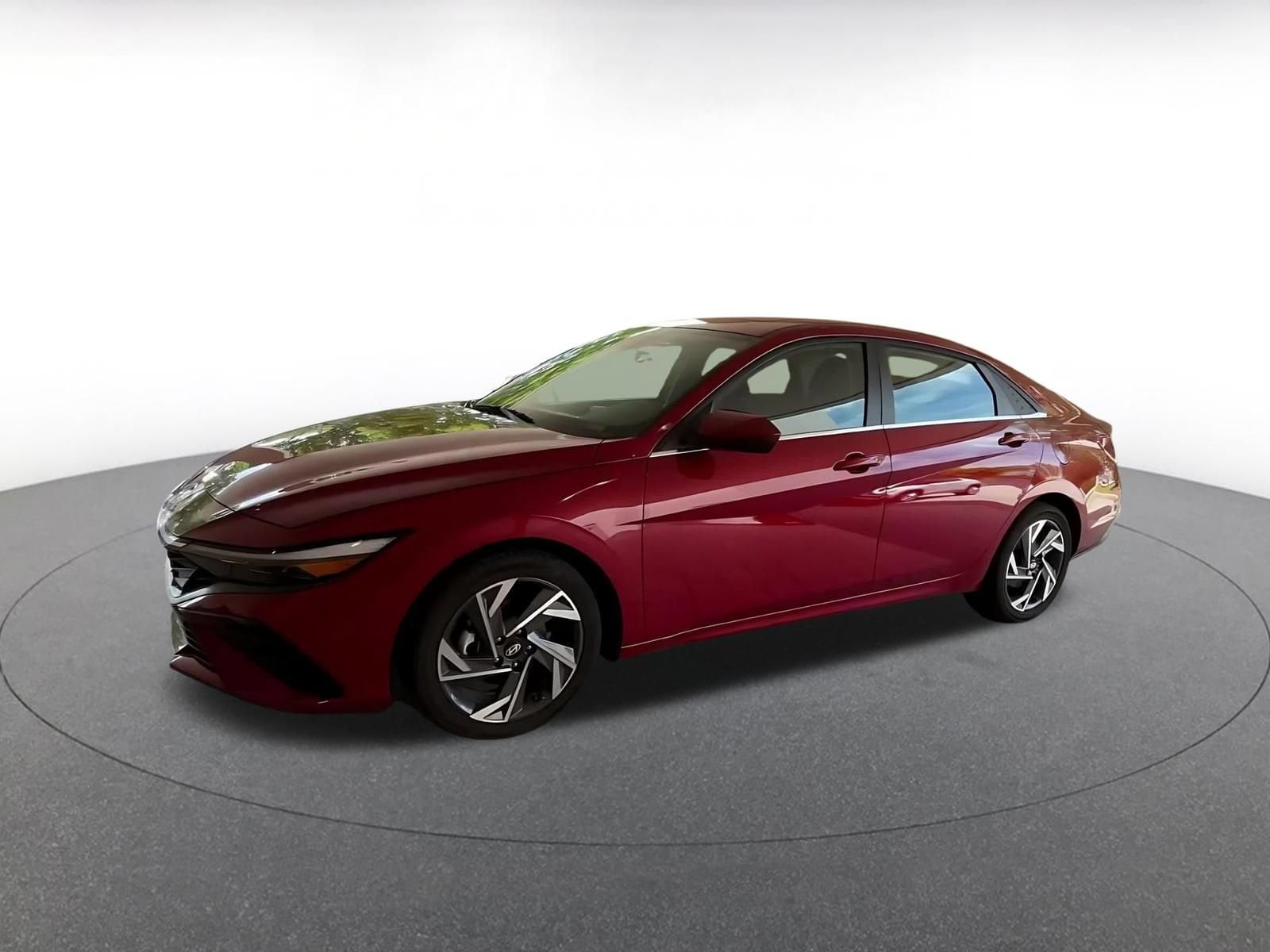 Thumbnail: 2025 Hyundai Elantra - 4
