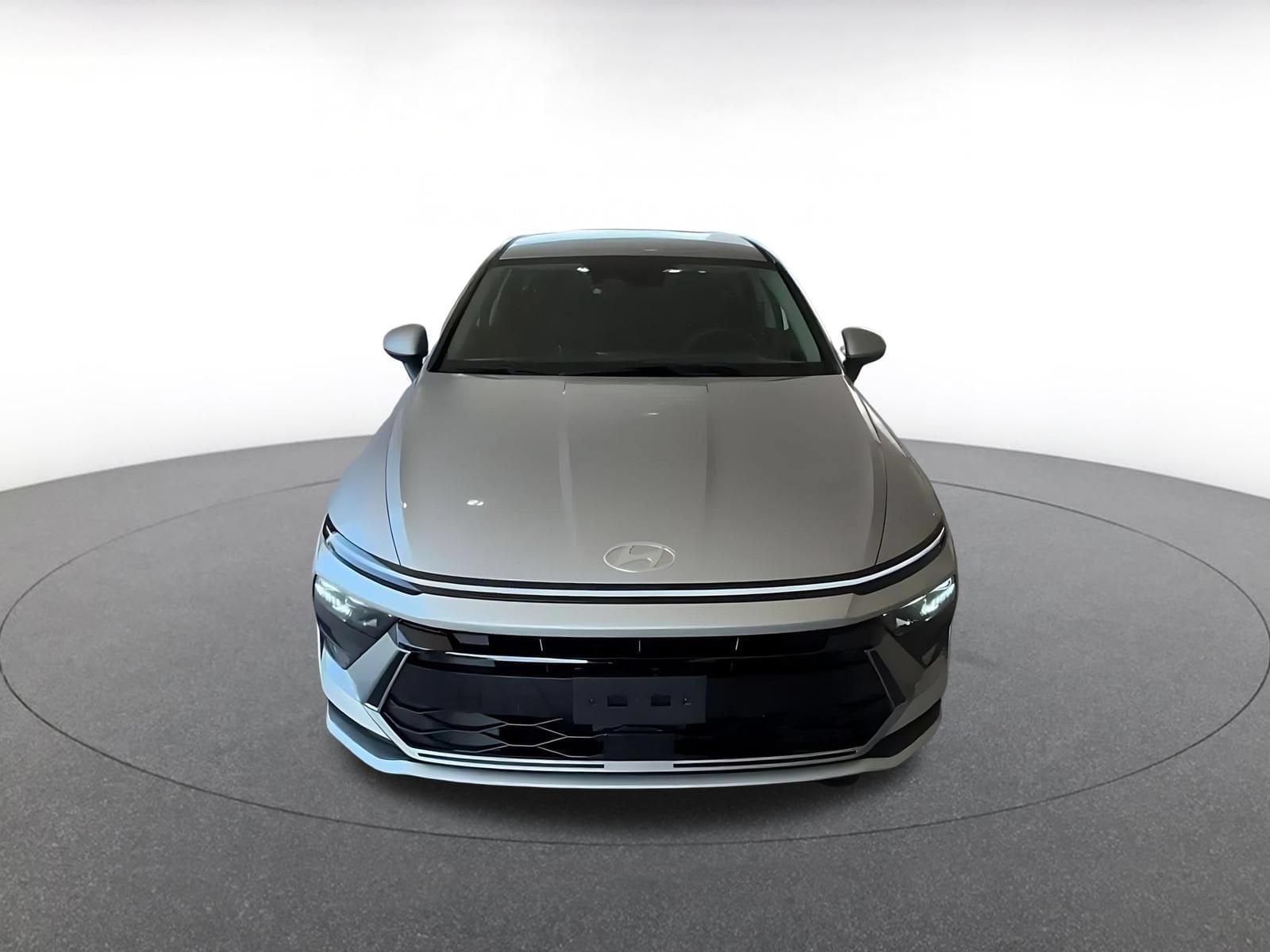 Thumbnail: 2026 Hyundai Sonata - 4