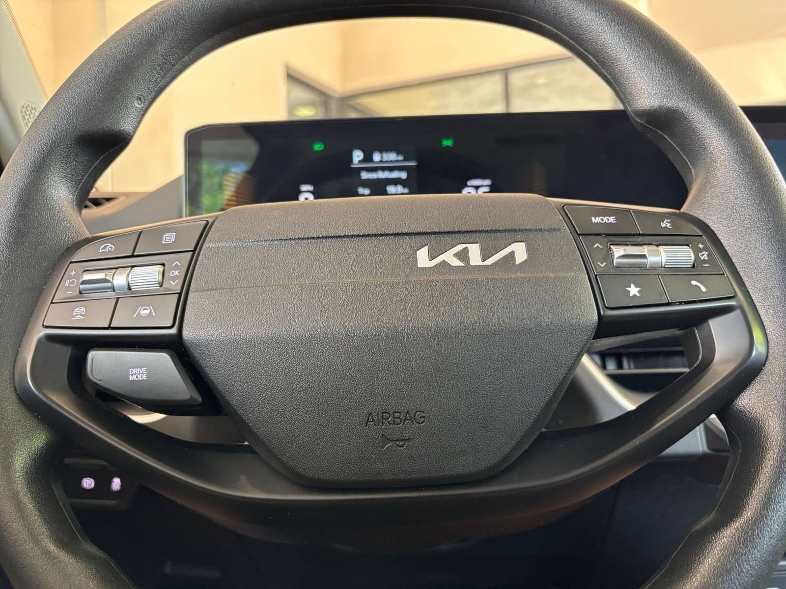 Thumbnail: 2025 Kia K4 - 26