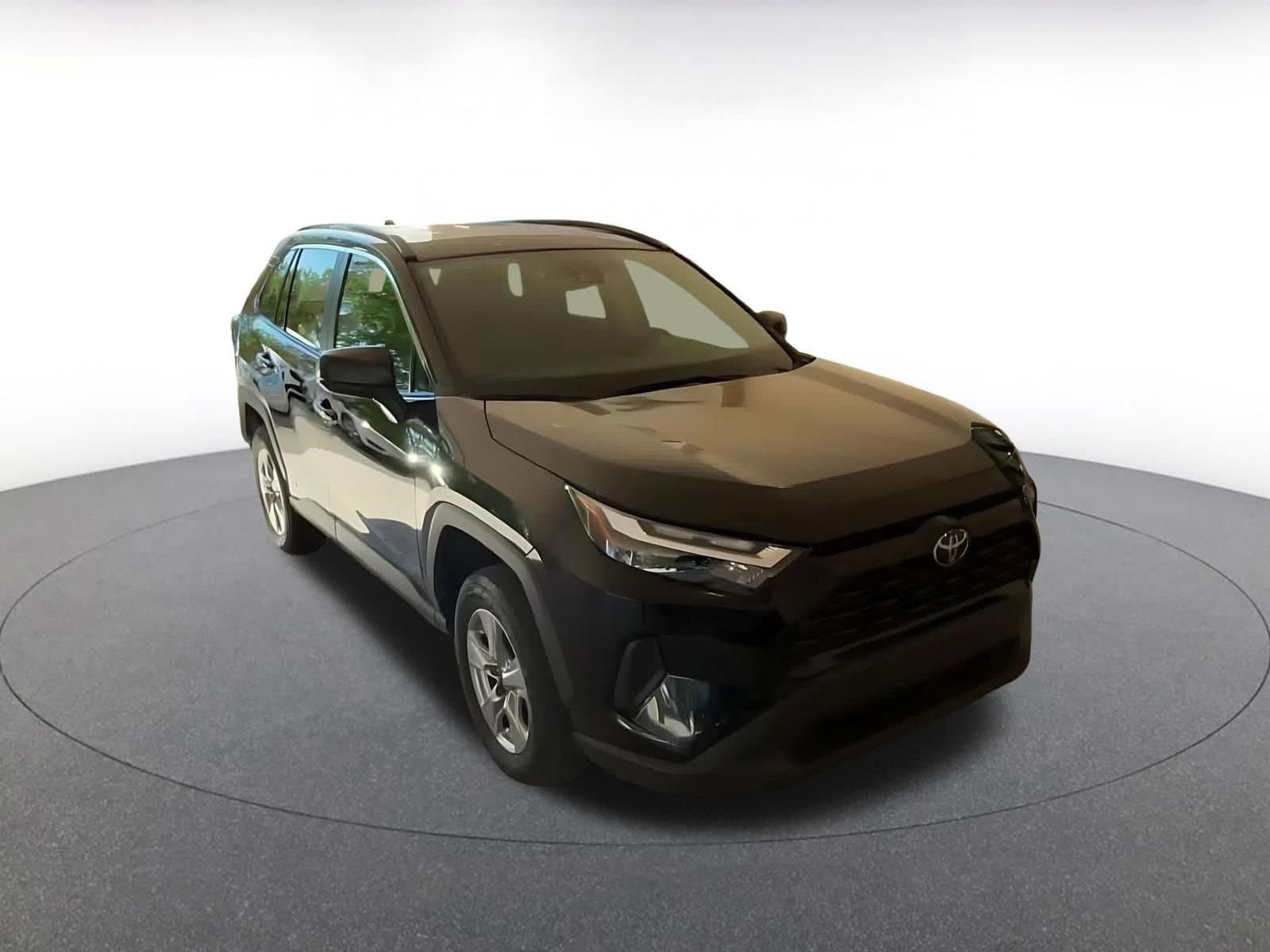 Thumbnail: 2025 Toyota RAV4 - 3