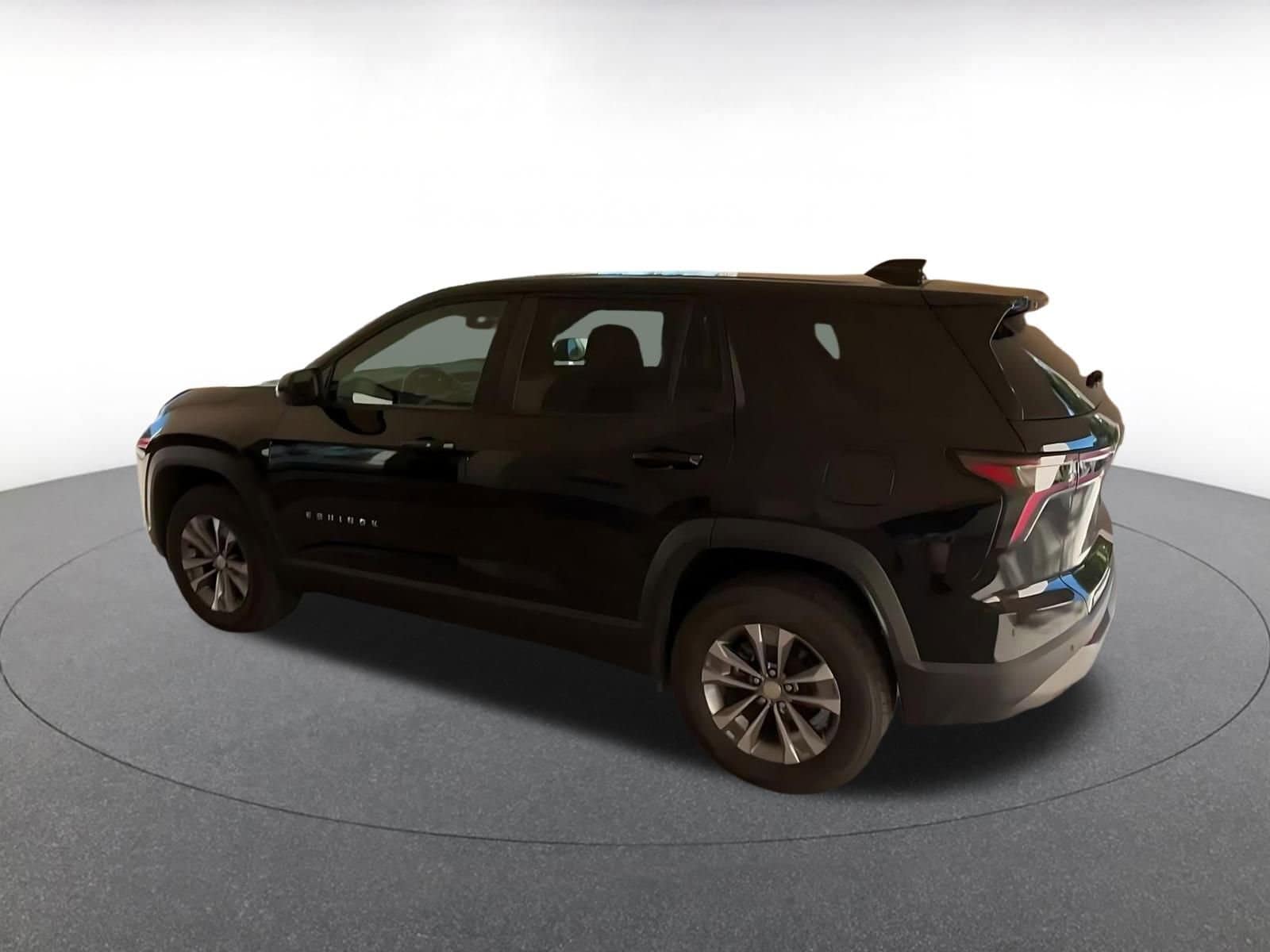 Thumbnail: 2025 Chevrolet Equinox - 10