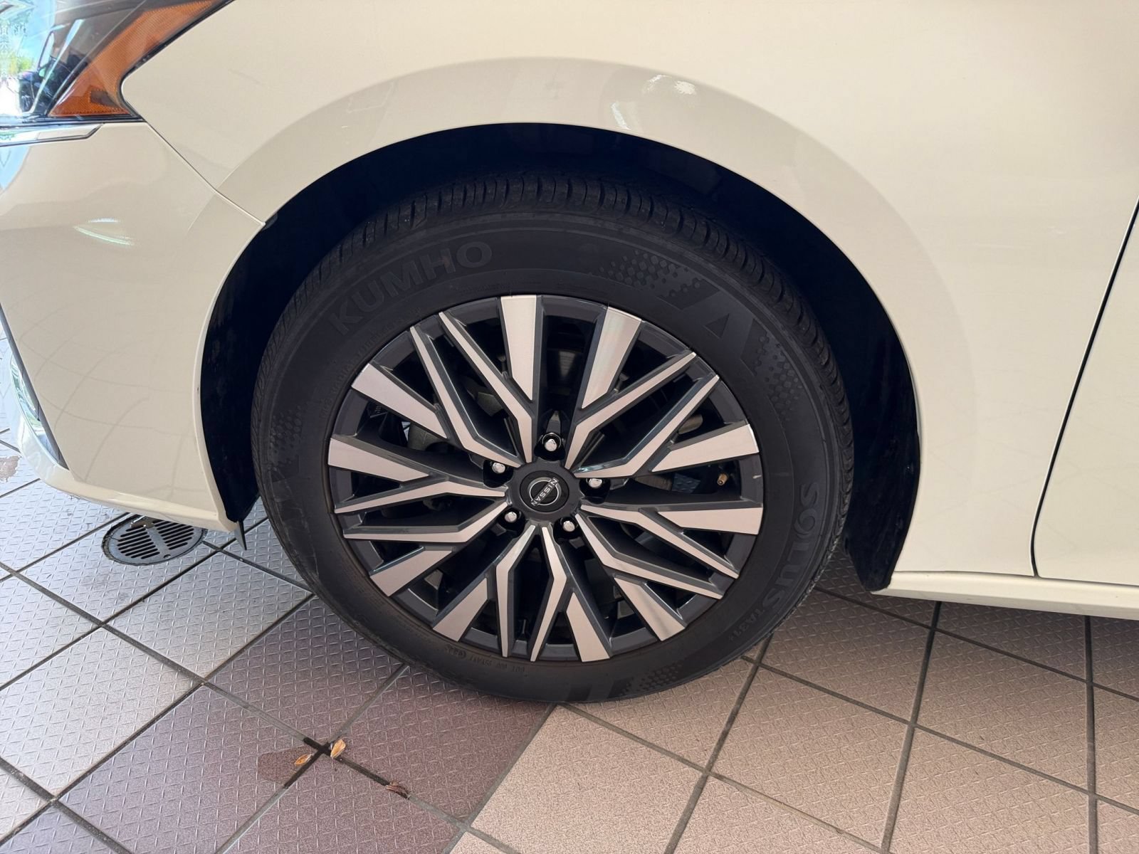 Thumbnail: 2025 Nissan Altima - 24
