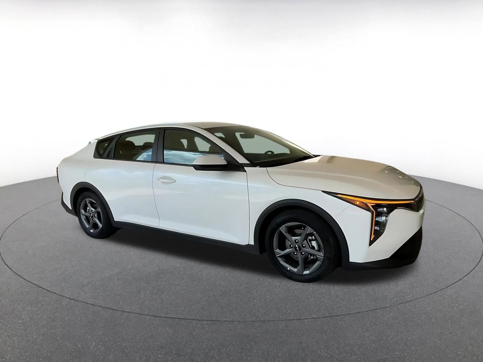 Thumbnail: 2025 Kia K4 - 2