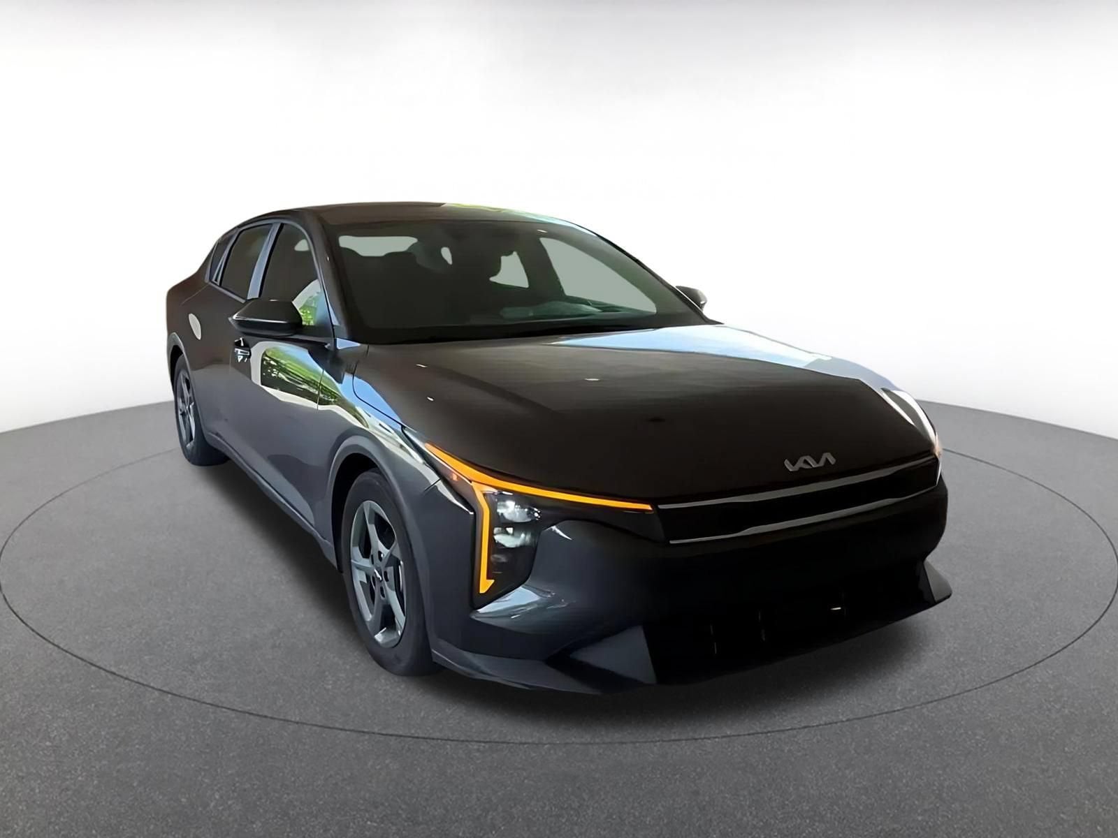 Thumbnail: 2025 Kia K4 - 3