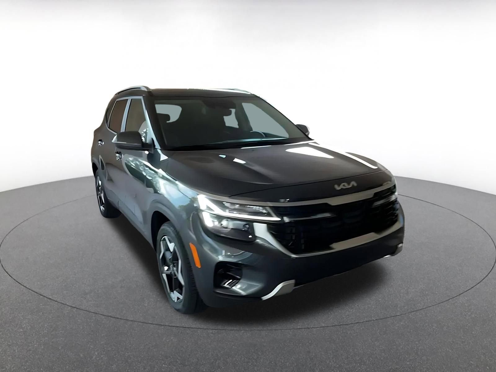 Thumbnail: 2025 Kia Seltos - 3