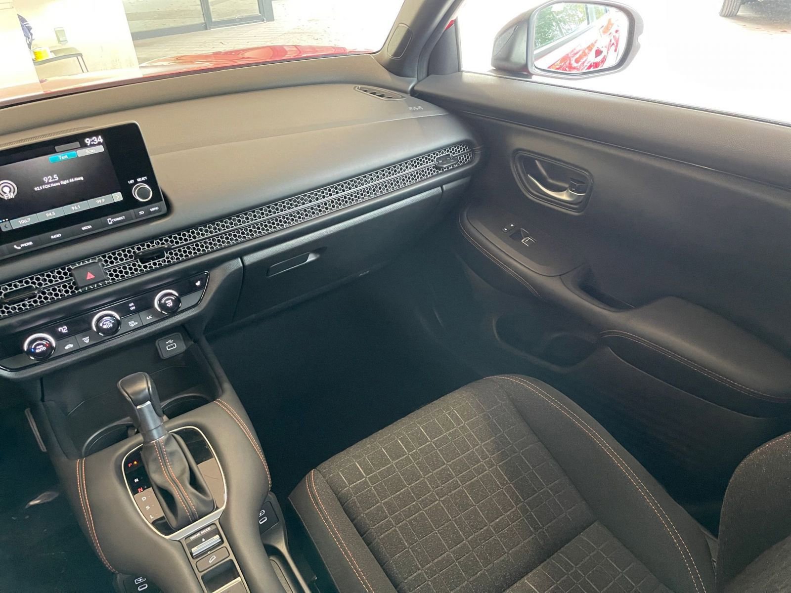 Thumbnail: 2025 Honda HR-V - 33