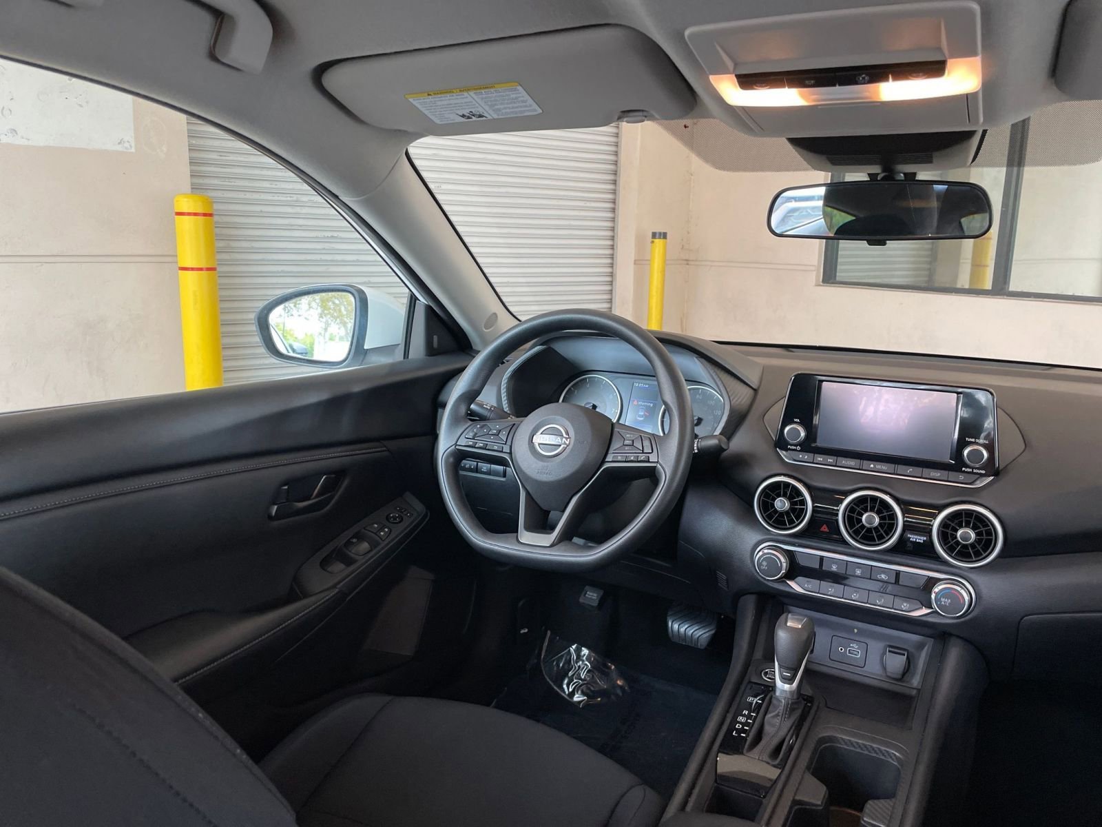 Thumbnail: 2025 Nissan Sentra - 29